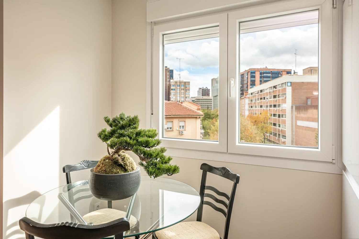 19b5afbc1a0a4639f8b018e5bb55fc5f 33cfb34b0f 1500 original - Translation missing: en.helpers.application.image_tag.default_alt