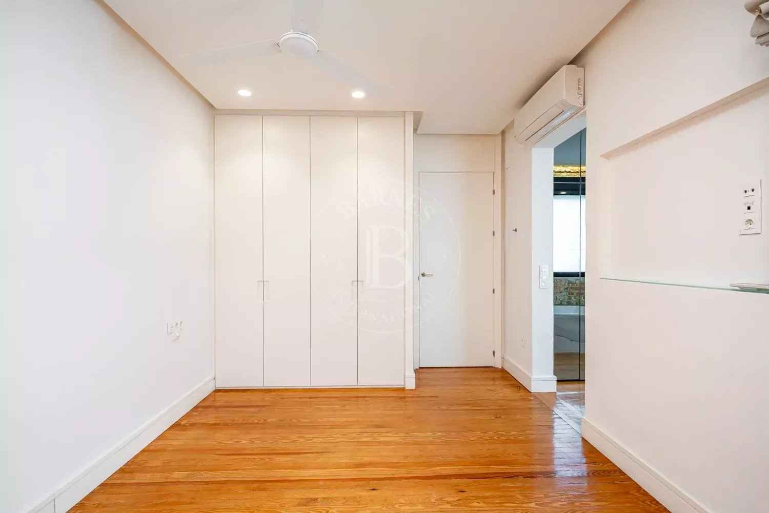 563b82af5f907b3015c786e4136351d2 b5934869a5 1500 original - Attribut alt par défaut.