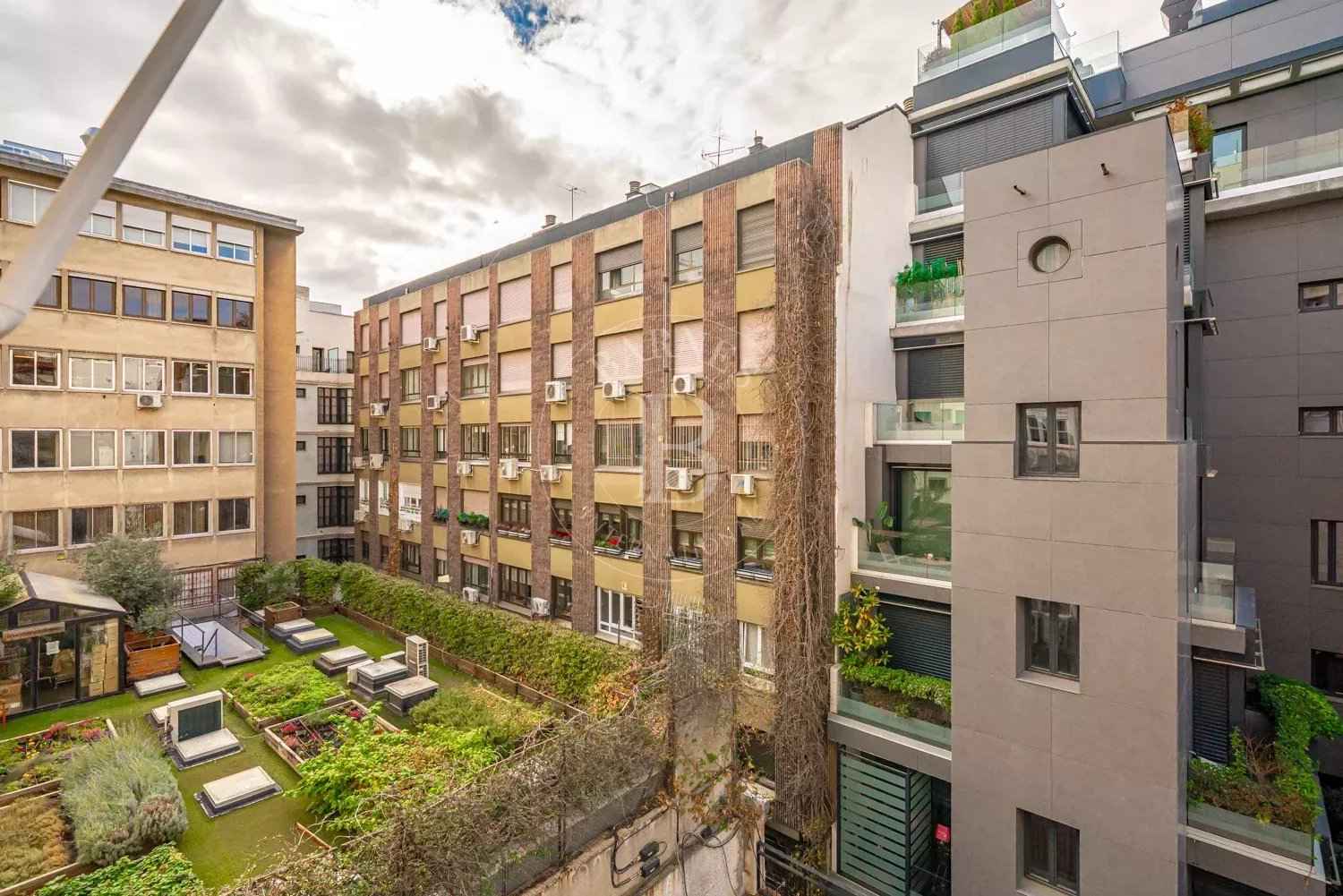 Ef2da873a18200056ddff705ed532c86 7321feb0da 1500 original - Attribut alt par défaut.