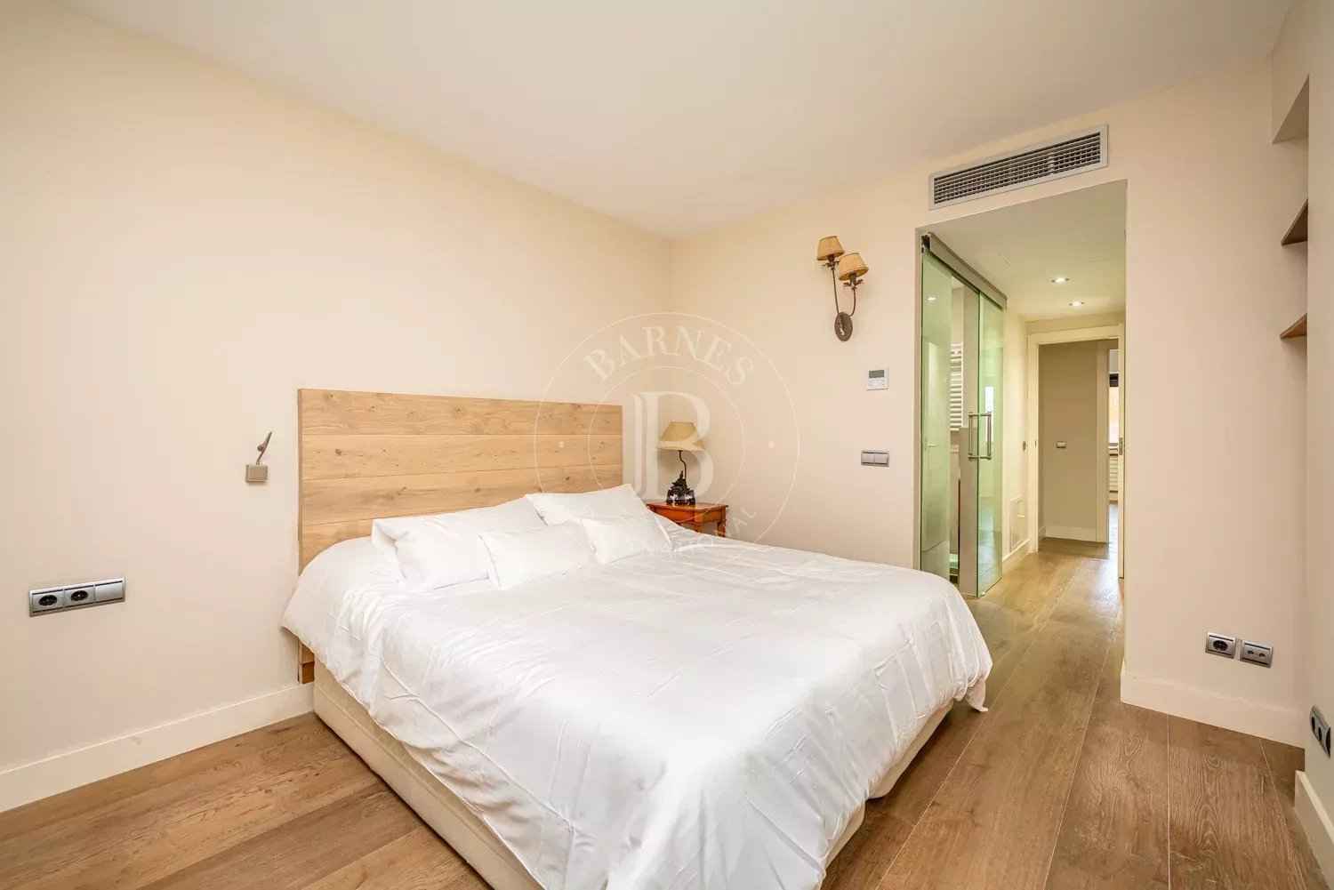 4cf6eece8c51164ad209b9a3d77a27e5 f4f03ee8c3 1500 original - Translation missing: en.helpers.application.image_tag.default_alt