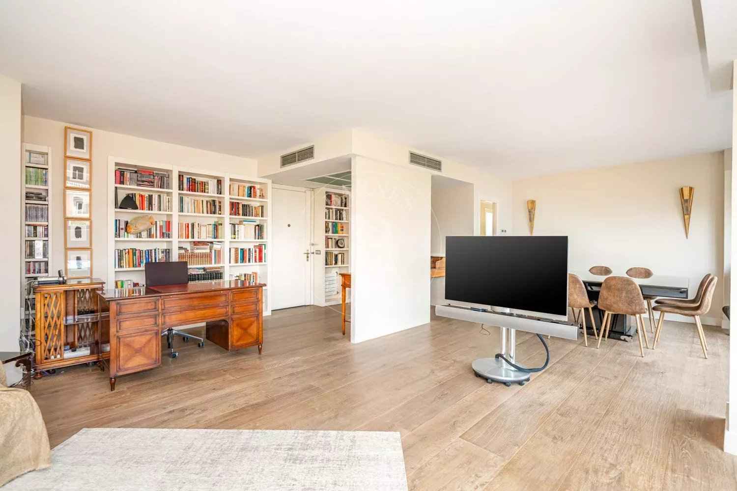 389b88e09b9d9d97fb0ca4b5f3308ed6 1d9f492926 1500 original - Translation missing: en.helpers.application.image_tag.default_alt