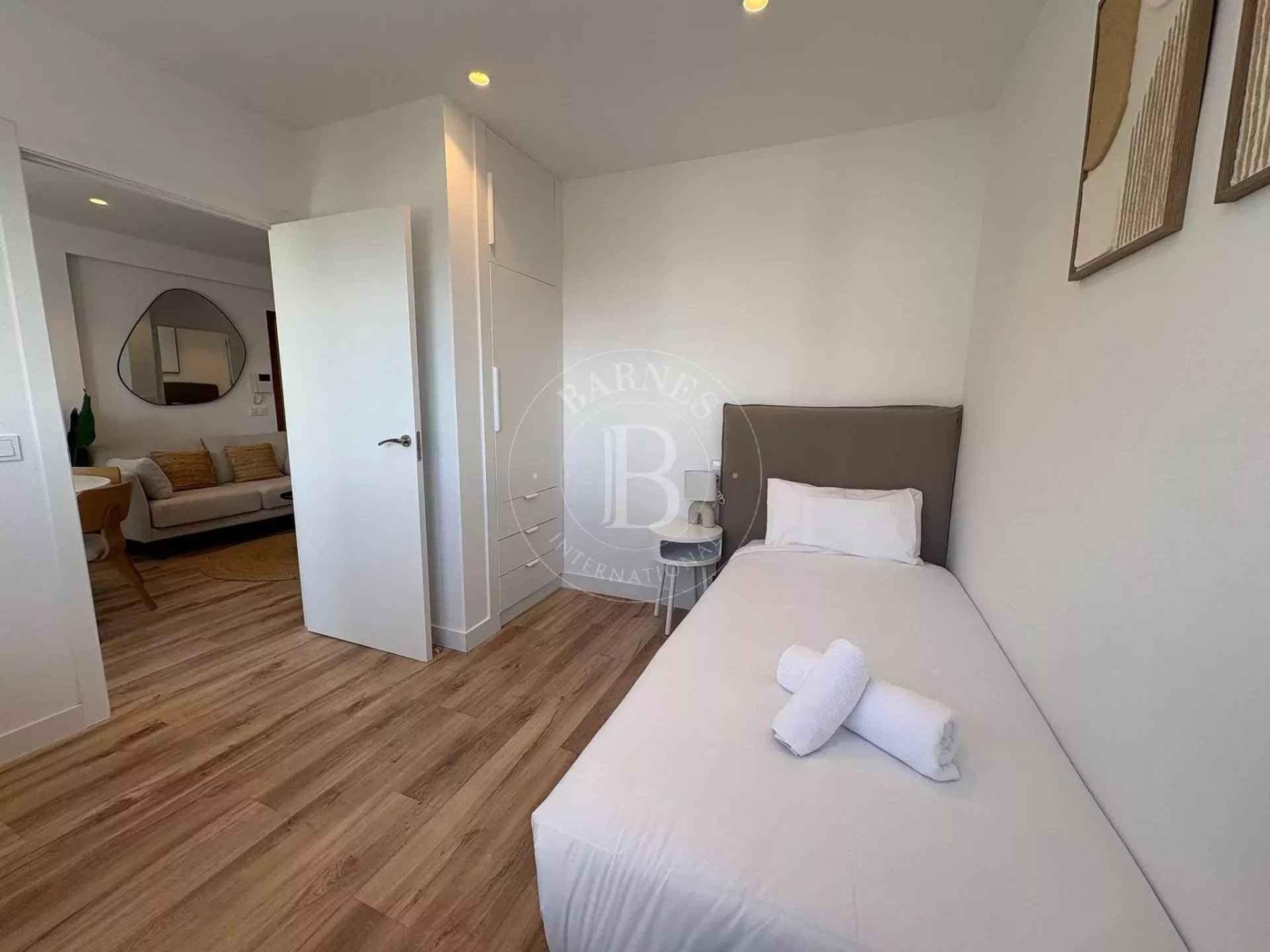 9a4a4344e70bd9585a3a2d02bb3c33ef dd2cfa9dd9 1920 original - Attribut alt par défaut.