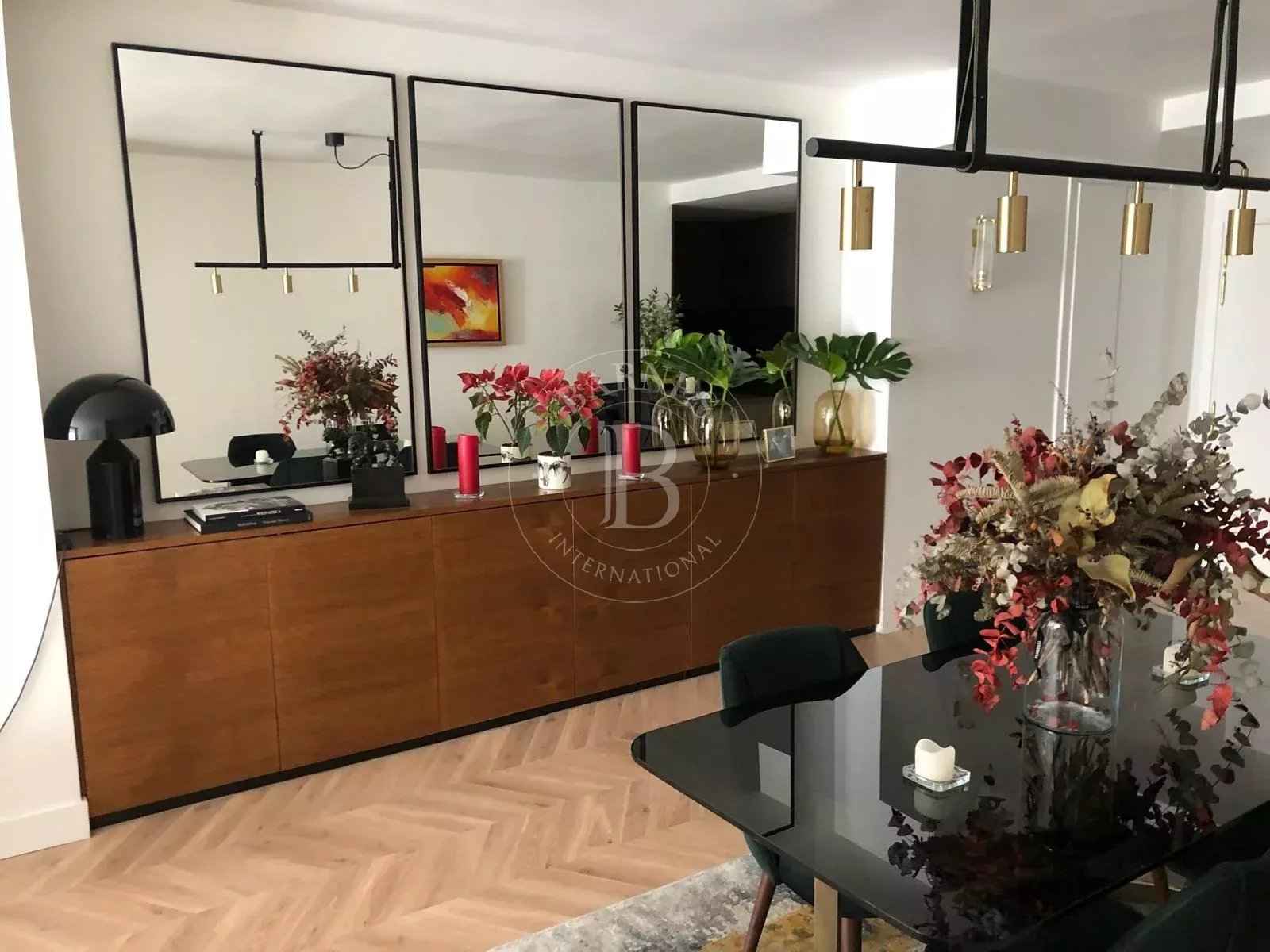 Ff95fcfc8dc3fc9f0697d0657417d918 4d9dbf4ed4 1600 original - Attribut alt par défaut.