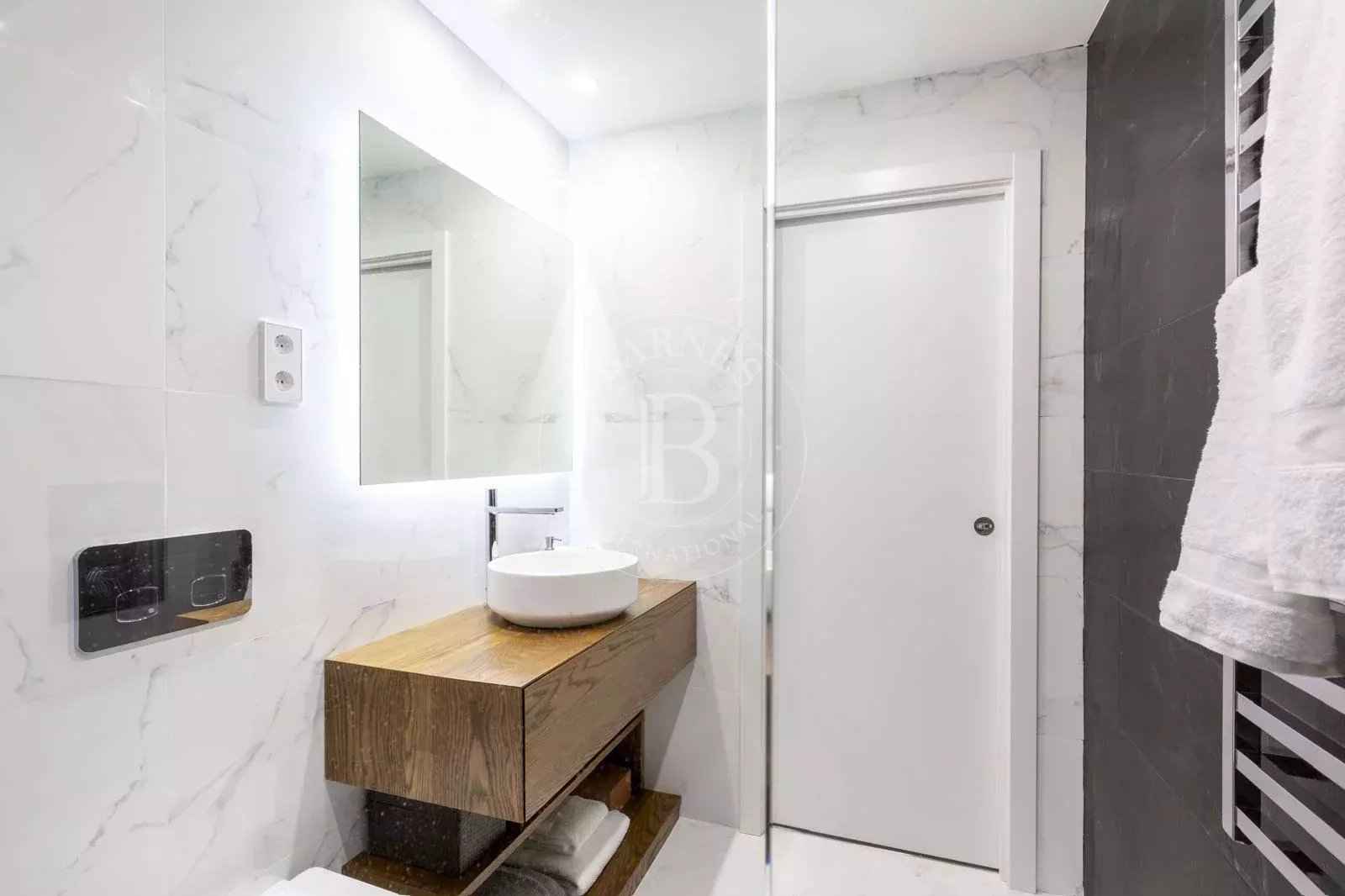 D6c378217ef8bfe076be4a6200e2495e 28f230699d 1600 original - Attribut alt par défaut.