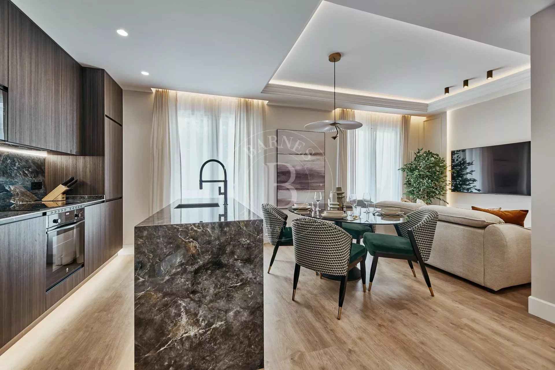 C6910d4486e16e7272f65b69f6d2605d 4eccacead6 1920 original - Attribut alt par défaut.