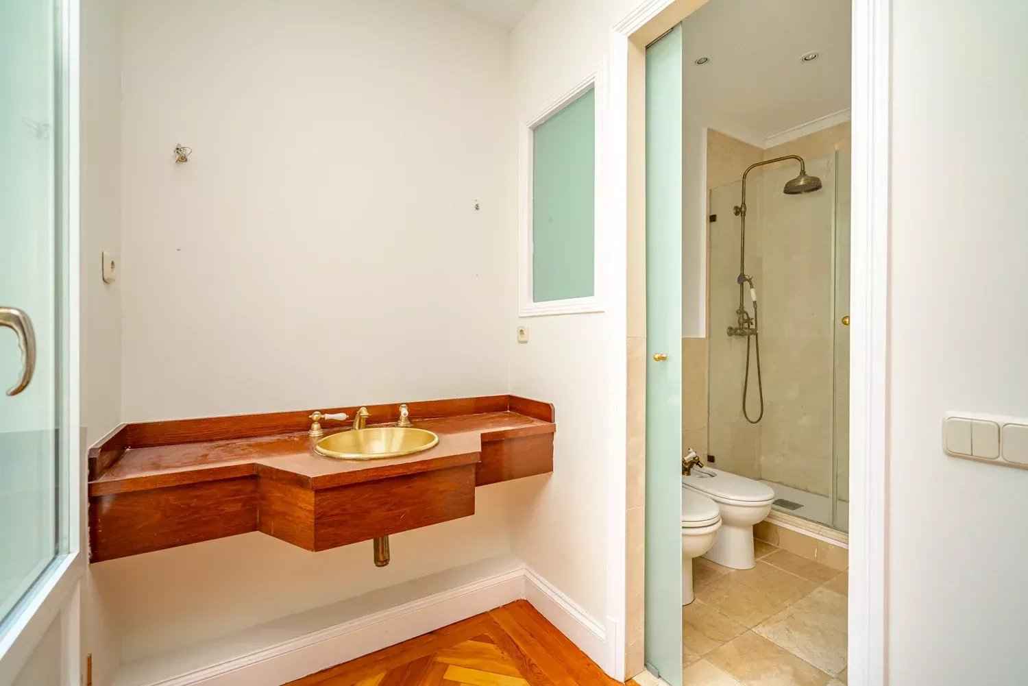 4159974ce363ba0401eb8f944477ba4e f0cac64460 1500 original - Attribut alt par défaut.