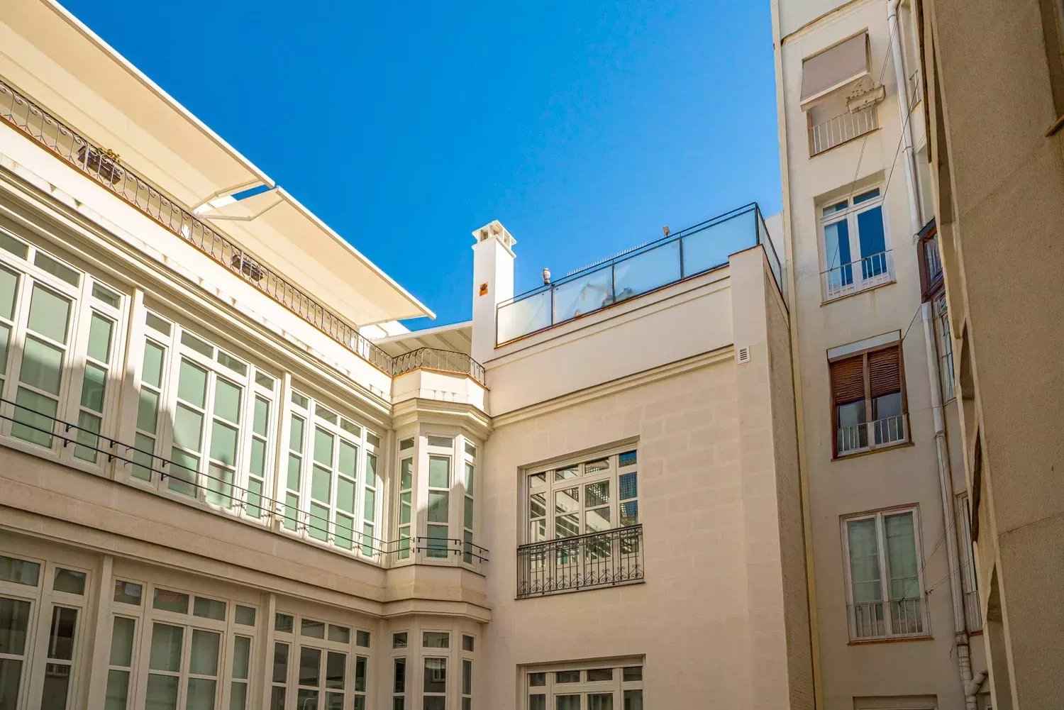 6ec7d74df364b40005cee919ac0148f0 0f4192b3fe 1500 original - Attribut alt par défaut.