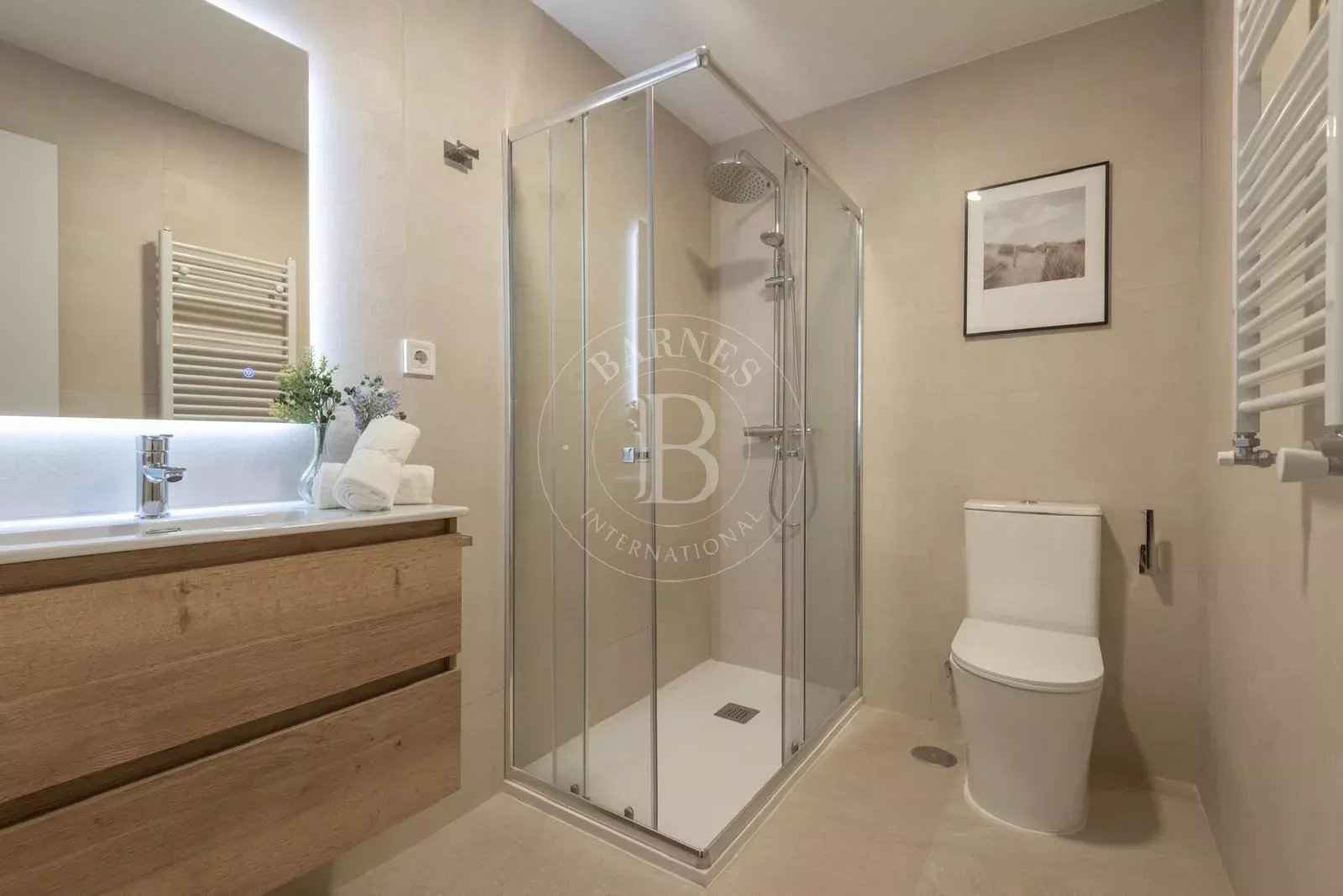 3ab3c7a56ed72924044abd80a132ac9d a08e3747b3 1600 original - Translation missing: en.helpers.application.image_tag.default_alt