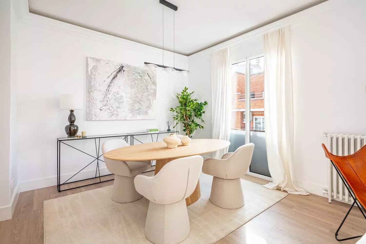 8ad1077eb65f8f78ed2105829aaeb898 fb6bb6a4e3 1500 original - Translation missing: en.helpers.application.image_tag.default_alt