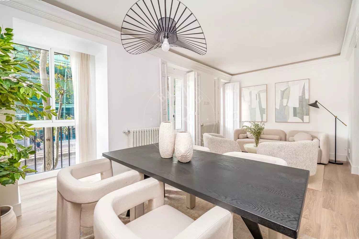 2e574cd0bb590a0c0ec7f13b3381c45e 07945acb13 1500 original - Attribut alt par défaut.