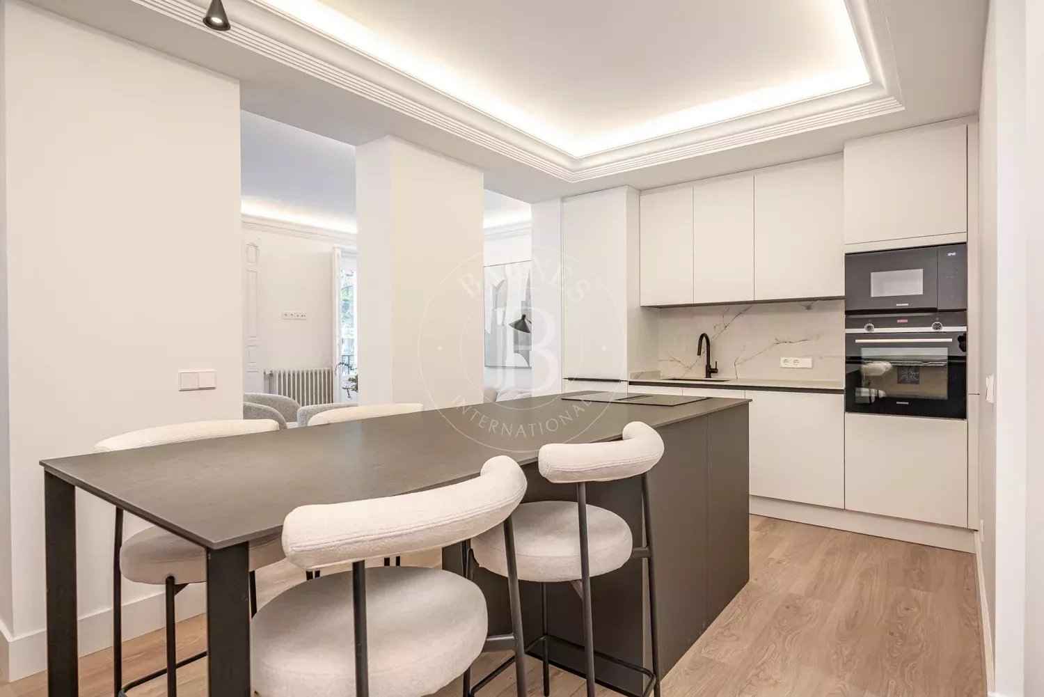 6c5ecf994147f9c9b1a81449b07d1ec5 b9bee90092 1500 original - Attribut alt par défaut.