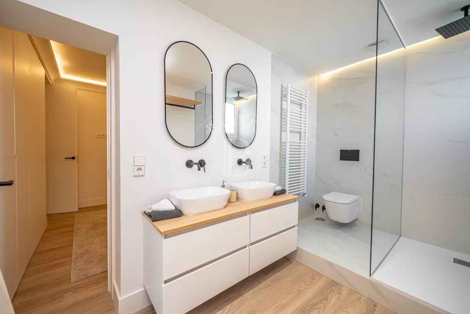 3479c0a3622a266a17500ed8f025aa6f d8f1c81ec6 1500 original - Attribut alt par défaut.