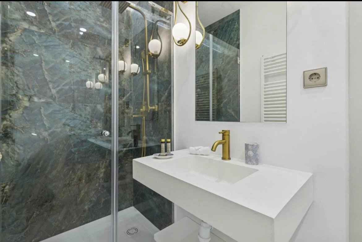 8bbfae41daf6a325eadd6fcc17819524 d8bca665f1 1170 original - Attribut alt par défaut.