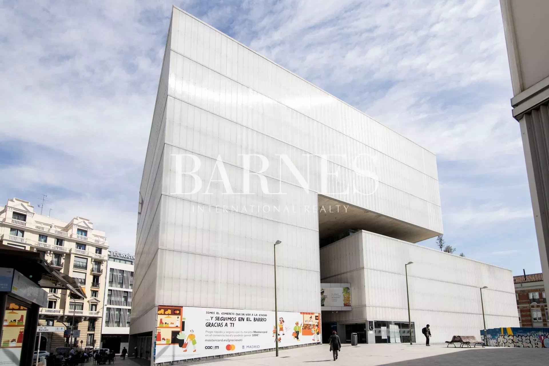 549ab58aa98655ae0ae2706ba17baca4 98f9490471 1920 original - Attribut alt par défaut.