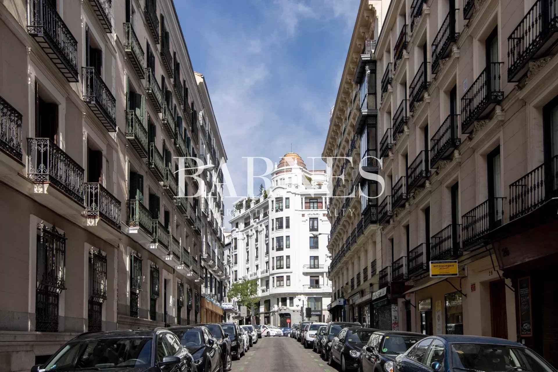 31f0bb772e1919fe2e0ff4fff7deb472 34ba730295 1920 original - Attribut alt par défaut.