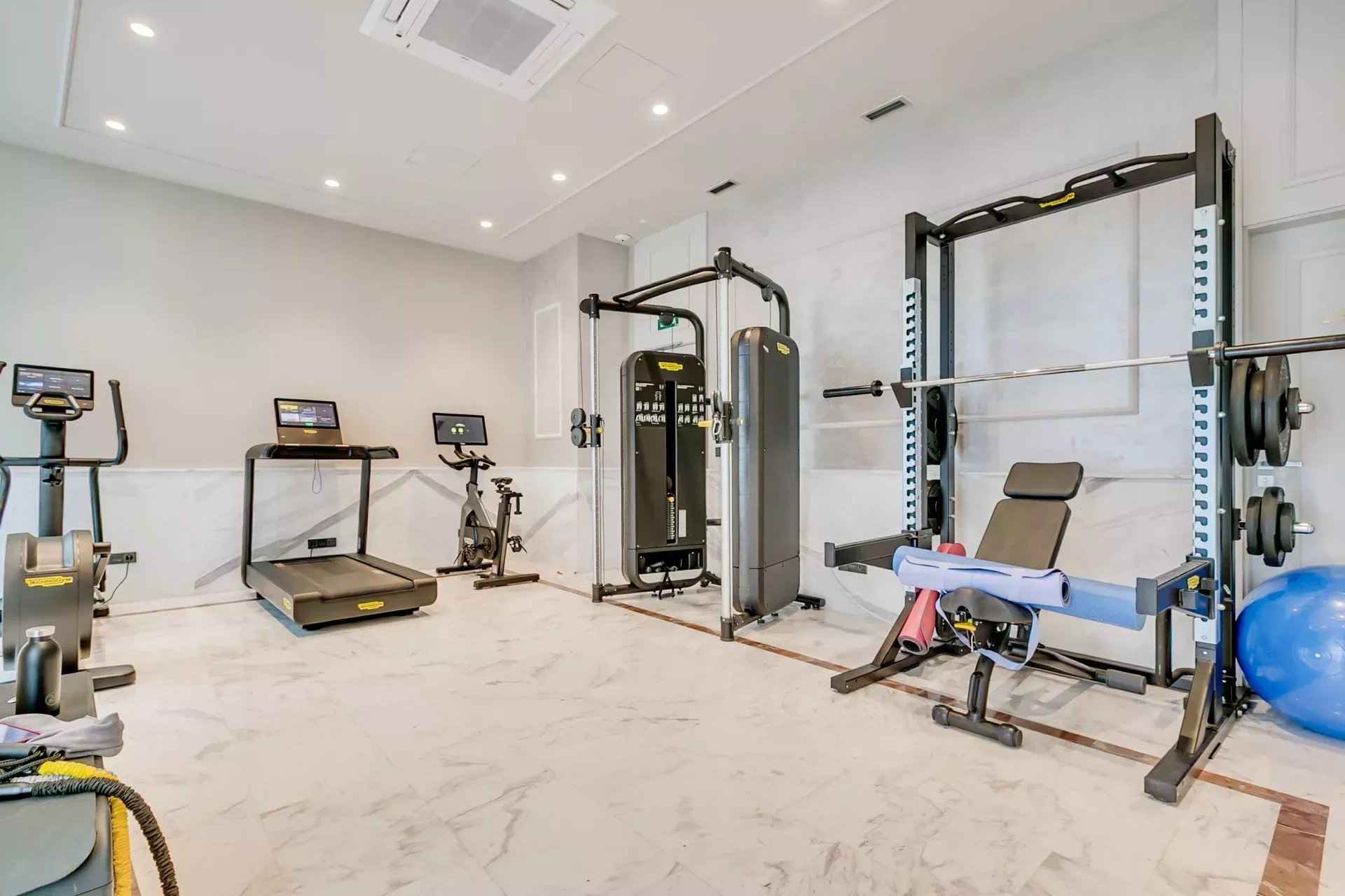 0ed84f29989d1de69b91fa5ad2d2004a 83e2c410eb 1920 original - Attribut alt par défaut.