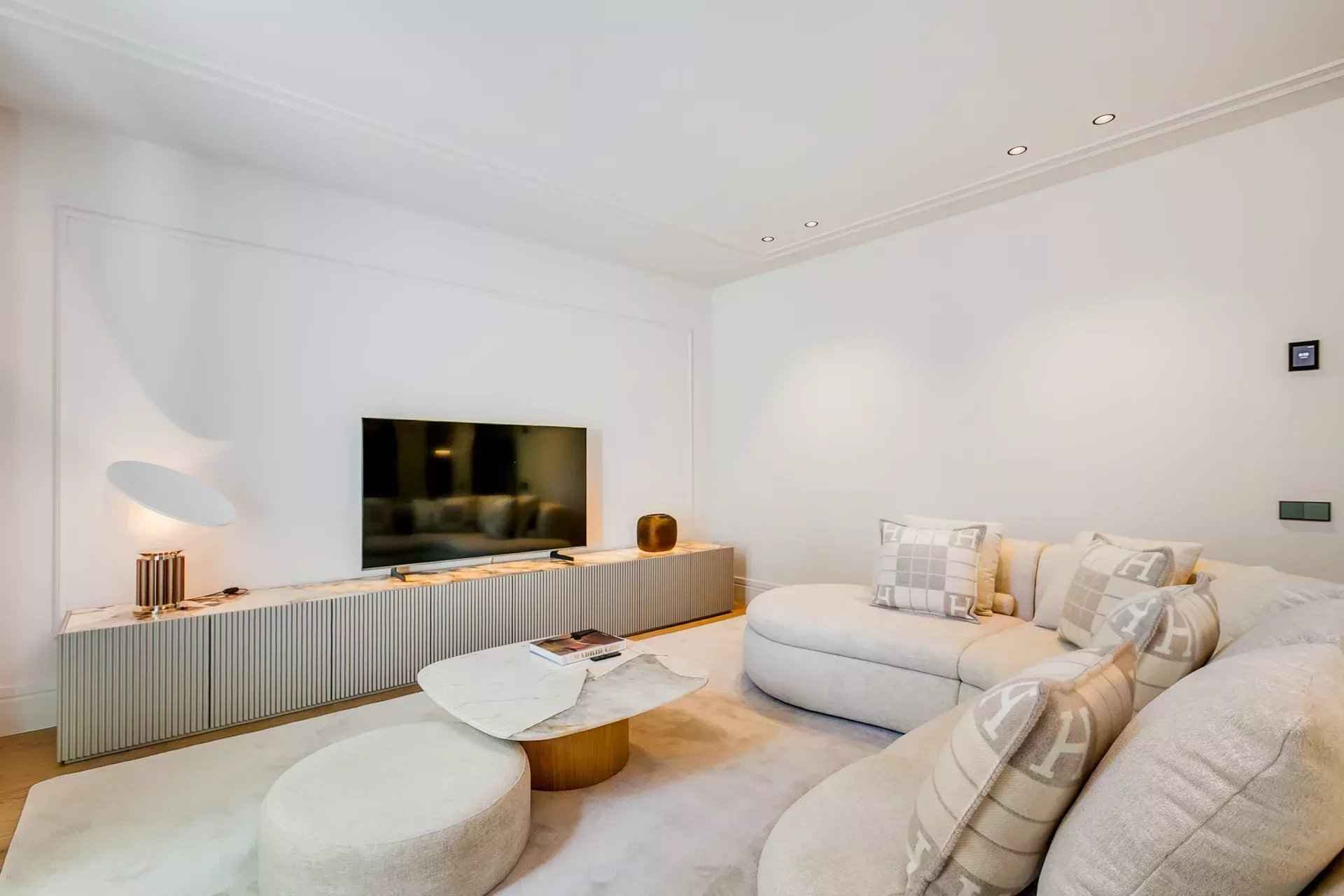 Dcb3f56c80278ead17140e1f48153957 dabccbc86b 1920 original - Attribut alt par défaut.