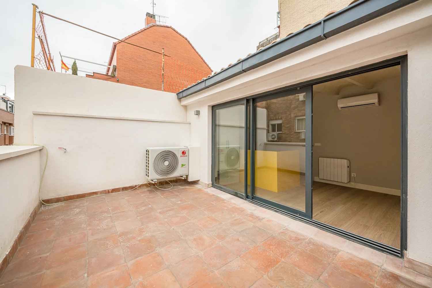 943dca63e55ced8cbc2efed1c7fa9861 a39e452a3b 1500 original - Translation missing: en.helpers.application.image_tag.default_alt