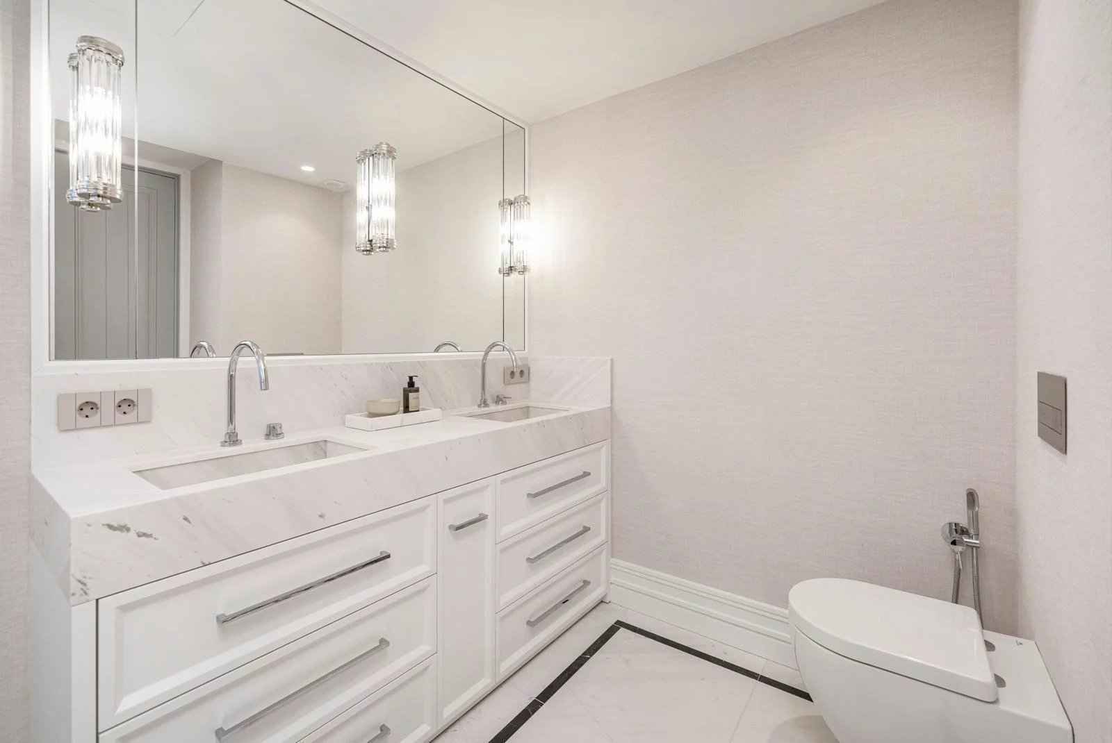 5f898b81a390407a1f722515f87562de aa5e874dce 1600 original - Attribut alt par défaut.