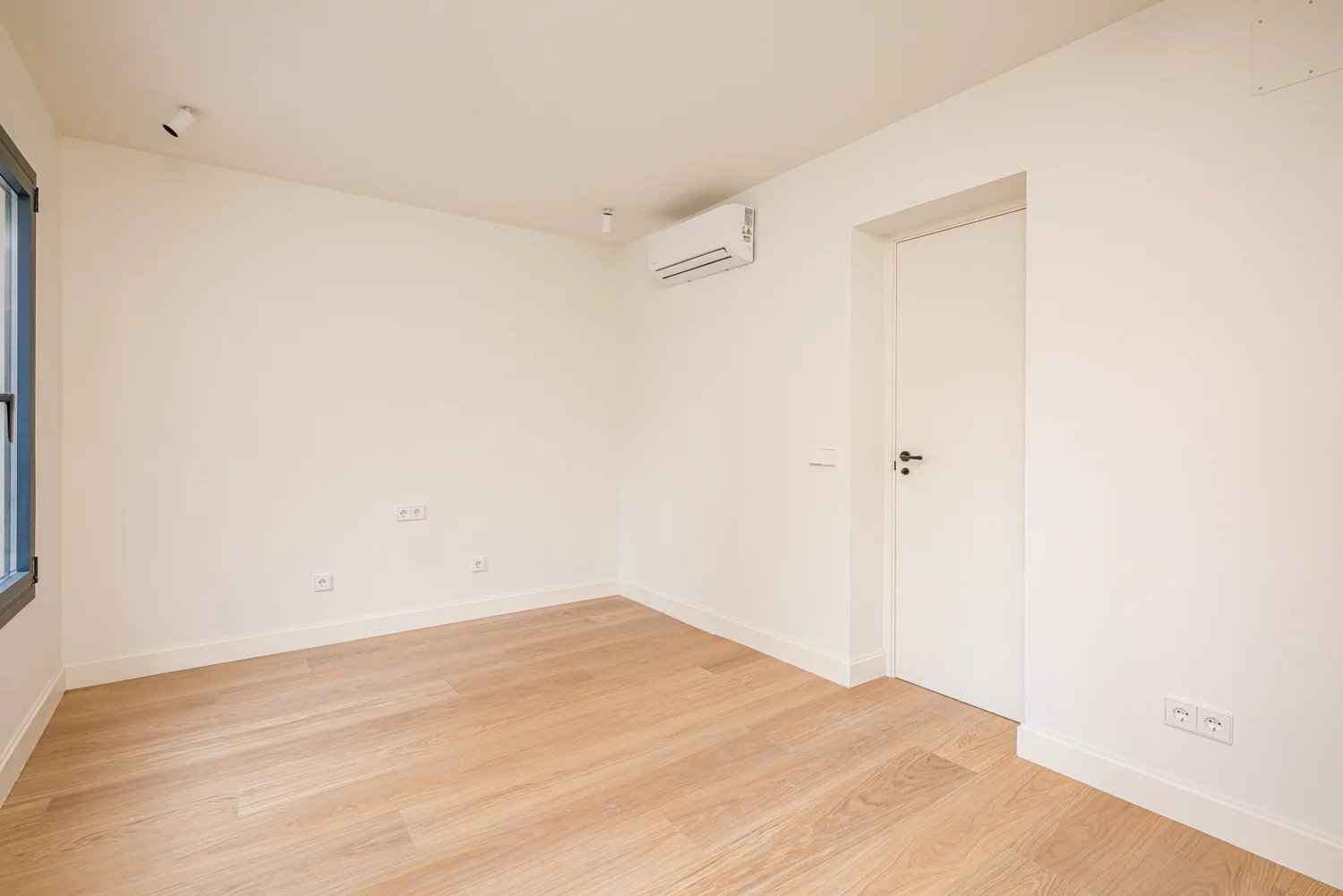 05de4ff17e044a70653459a1d01cbdb7 855335f28b 1500 original - Translation missing: en.helpers.application.image_tag.default_alt