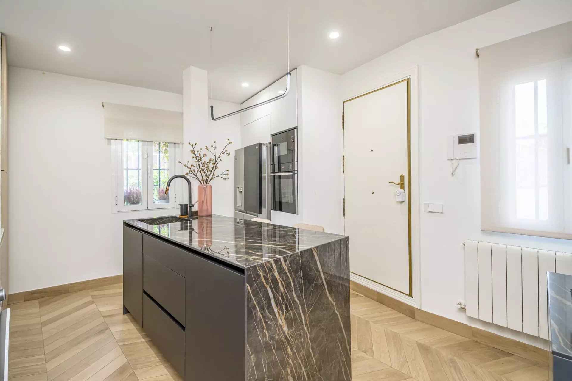 9860a2075aa9ec54bb0e46d0b695b919 04eea4475c 1920 original - Attribut alt par défaut.