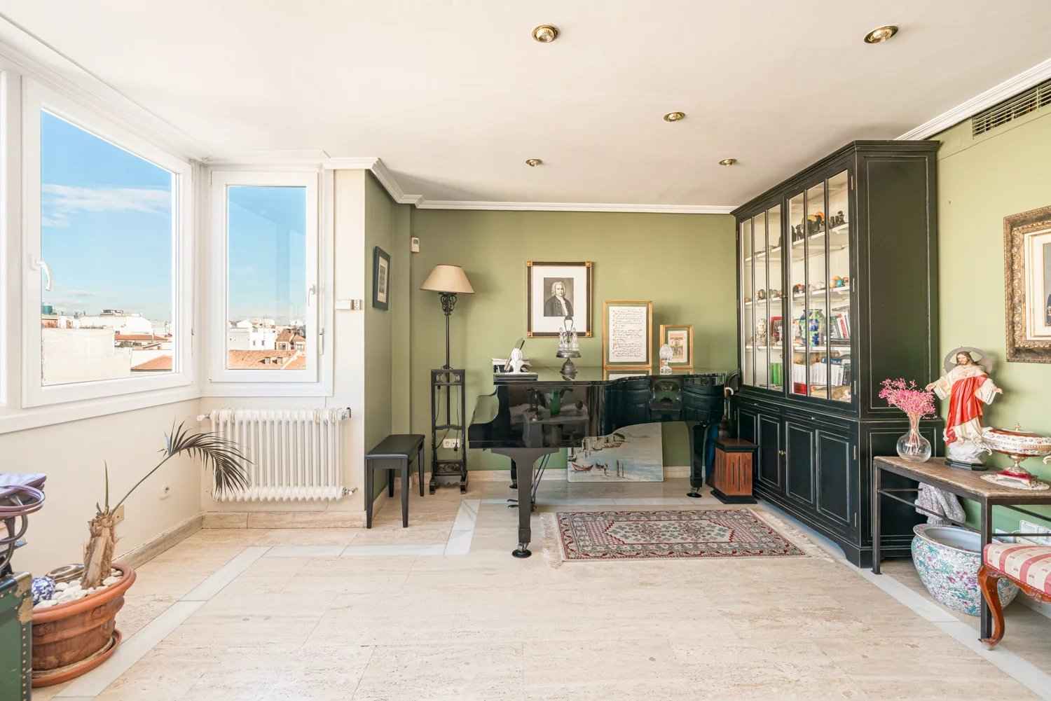 6fc28da3955c655bef0525cfb01681bc a9934851ae 1500 original - Translation missing: en.helpers.application.image_tag.default_alt