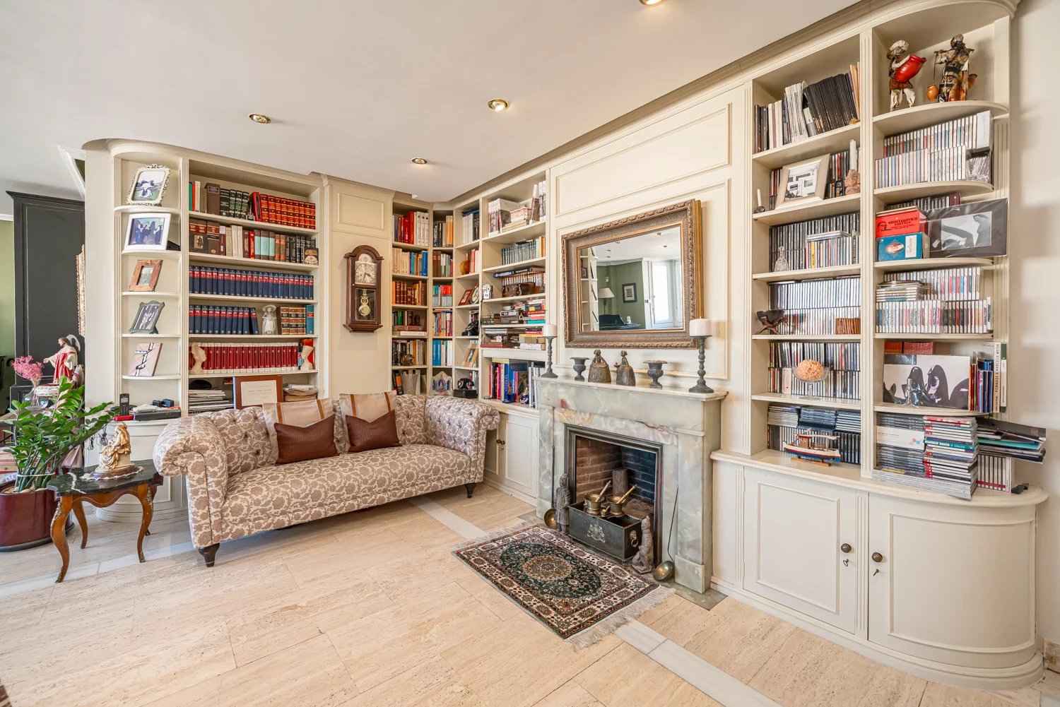 F50e112fe7372c3c2c461c55fe21bb2a 7da36dc01d 1500 original - Translation missing: en.helpers.application.image_tag.default_alt