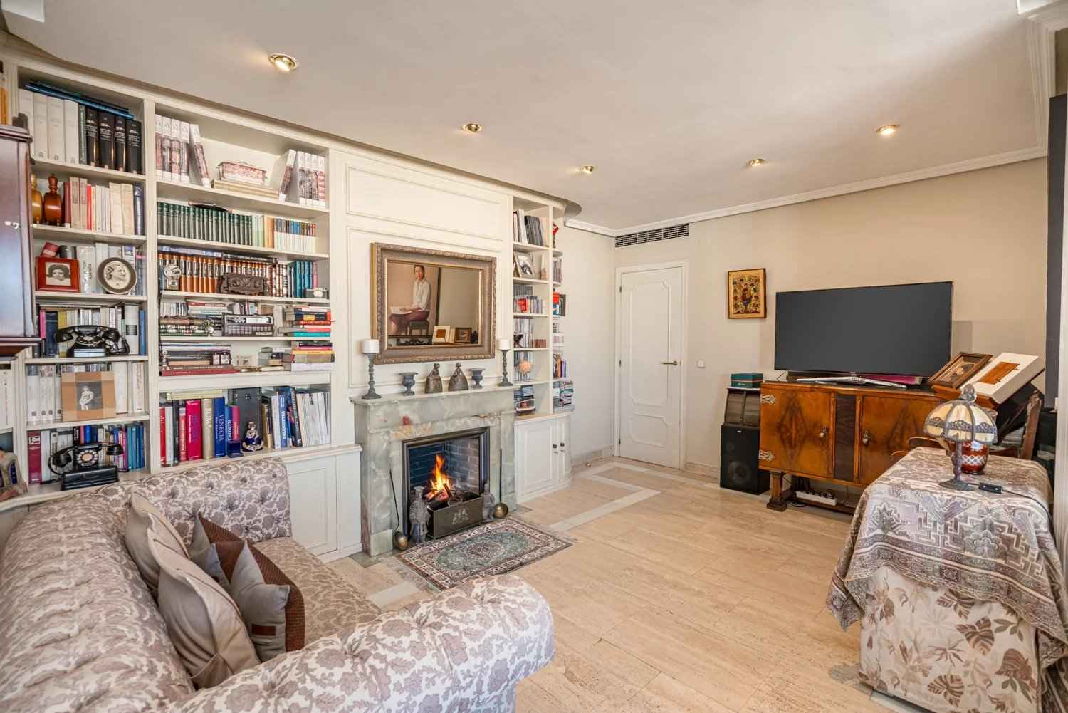 B0548bfce1551f529660bb2ed4e1d5e0 16cc553cbe 1500 original - Translation missing: en.helpers.application.image_tag.default_alt