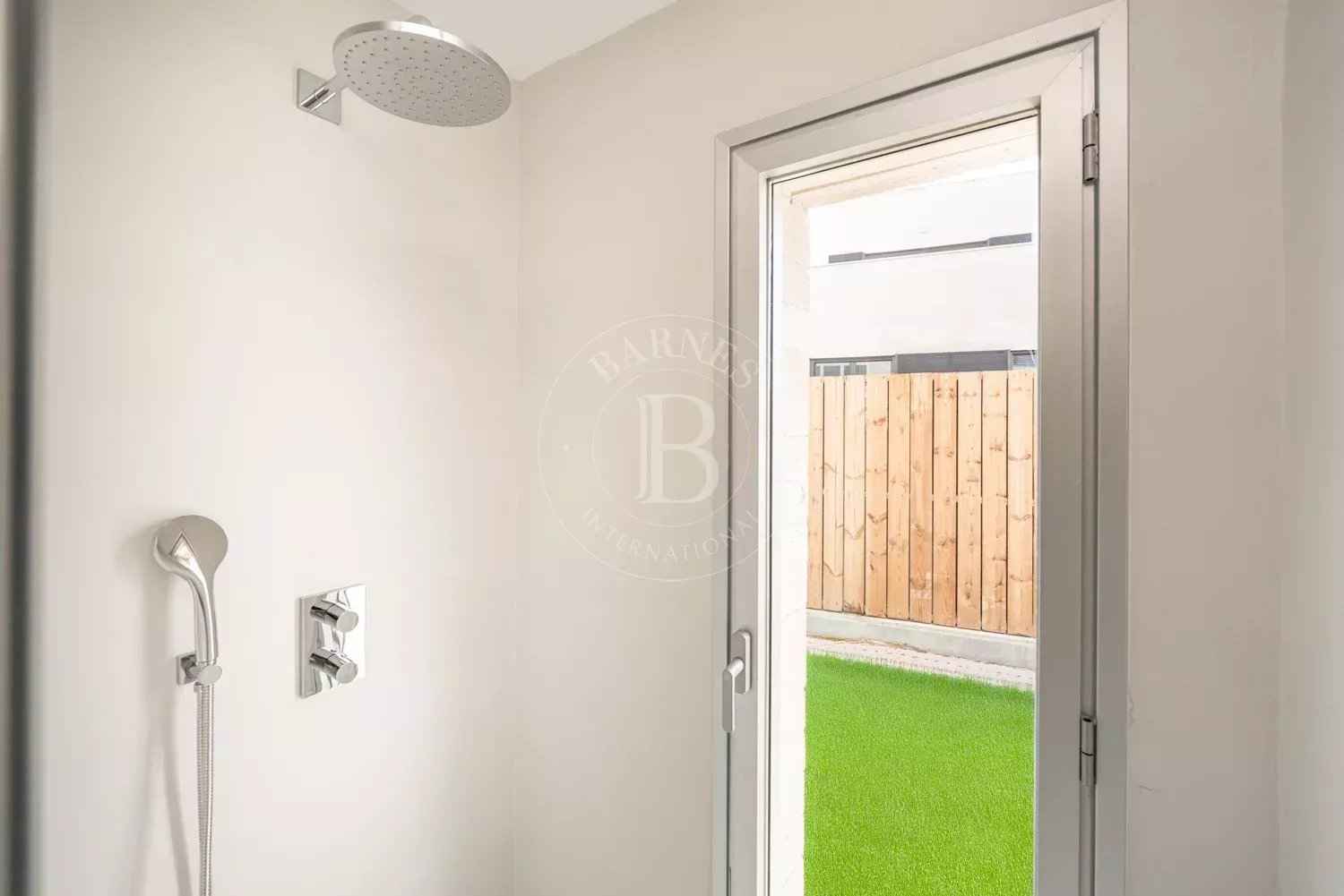 25d5b9083b3fac54d86c565849f25449 30cf626cb9 1500 original - Translation missing: en.helpers.application.image_tag.default_alt