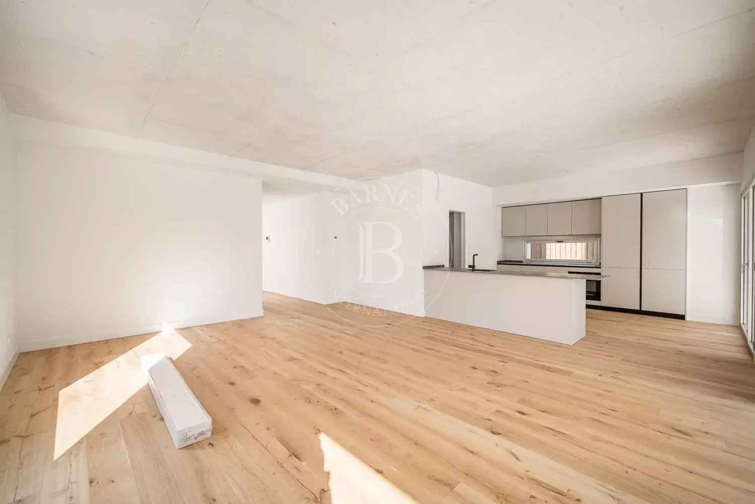 A92c27a4aa92fbd12266649acc5bfb75 8a39c9f5b8 1500 original - Translation missing: en.helpers.application.image_tag.default_alt