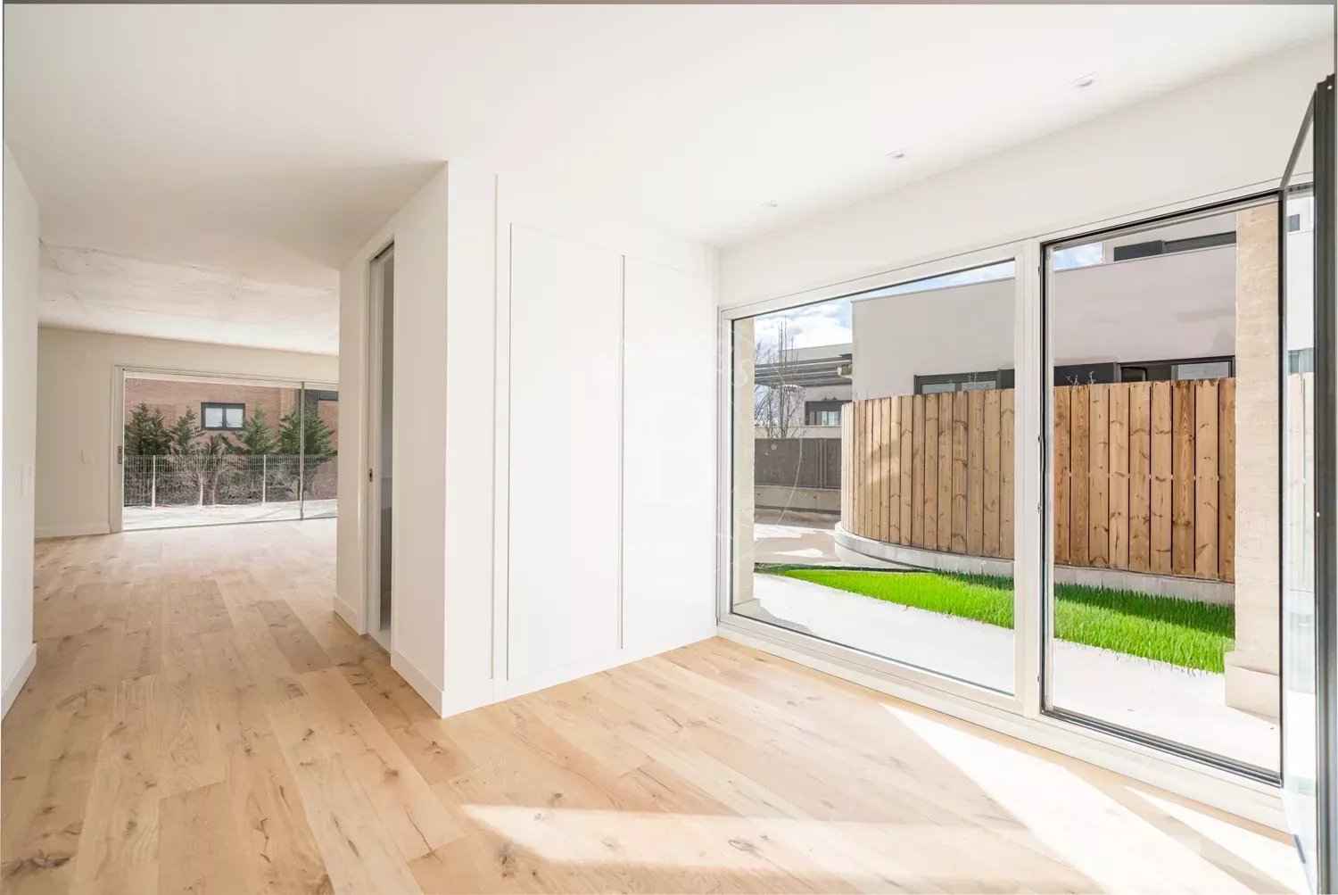 Acace04deb6eb2ad278dfa9fa9c9ad7c ece8758dfc 1500 original - Translation missing: en.helpers.application.image_tag.default_alt