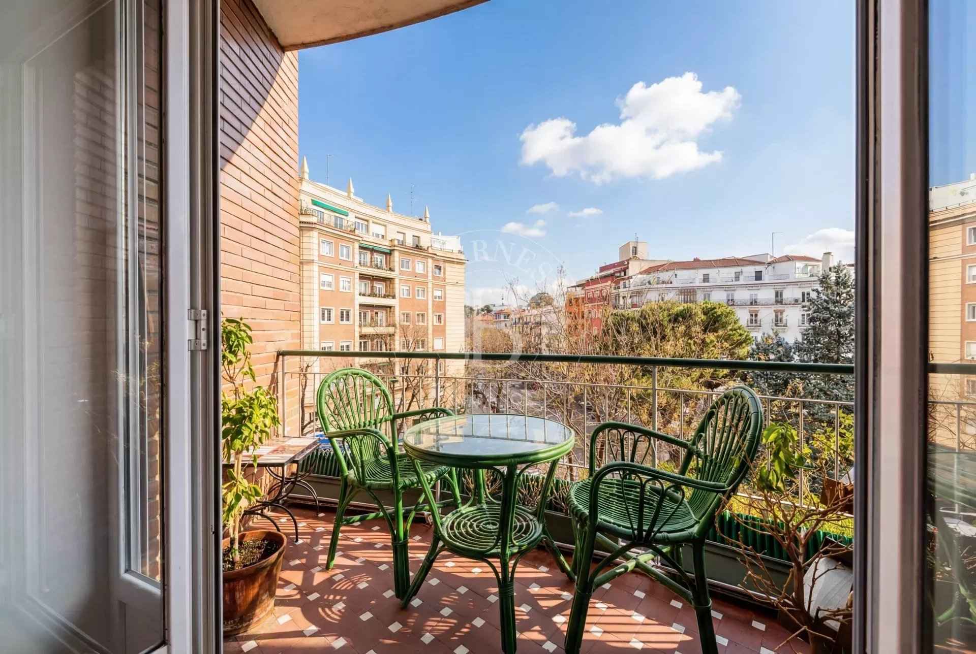 F8f1add0ed0e050889ffe85534d60f61 9988f66261 1920 original - Attribut alt par défaut.