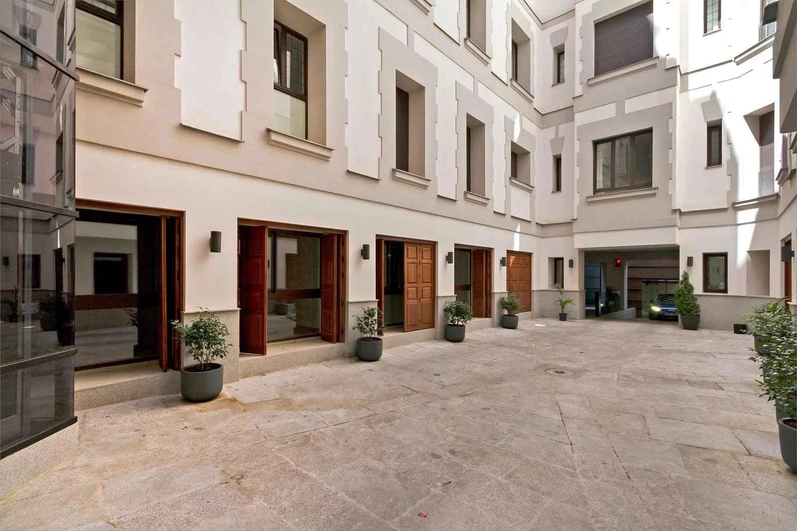 3277db0df0ca551845fedf8b23a09ac3 a54e21dd91 1600 original - Attribut alt par défaut.