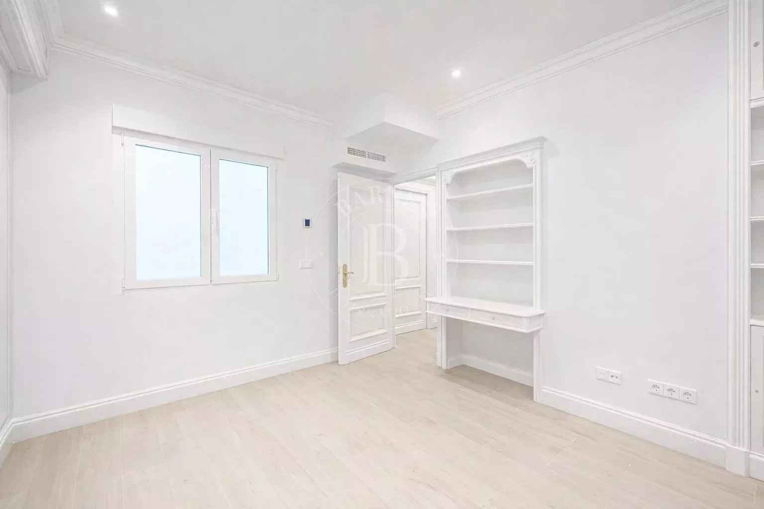 Bdbd9a05092561b8edb4e9e95b1e7a86 d67ab52b09 1536 original - Translation missing: en.helpers.application.image_tag.default_alt