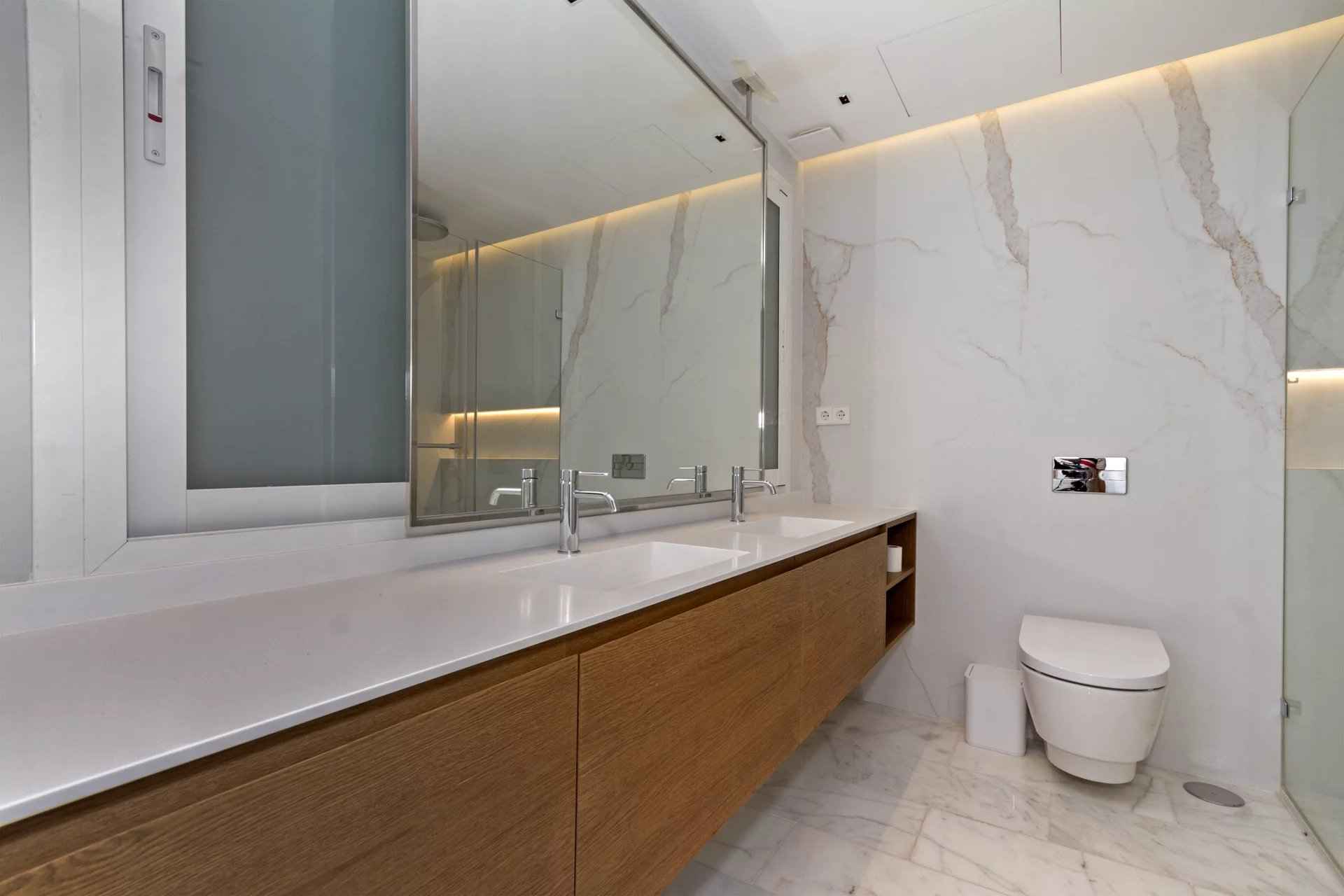 C3c358991e742a673d84ae193cb19107 9ad7f4e71e 1920 original - Attribut alt par défaut.