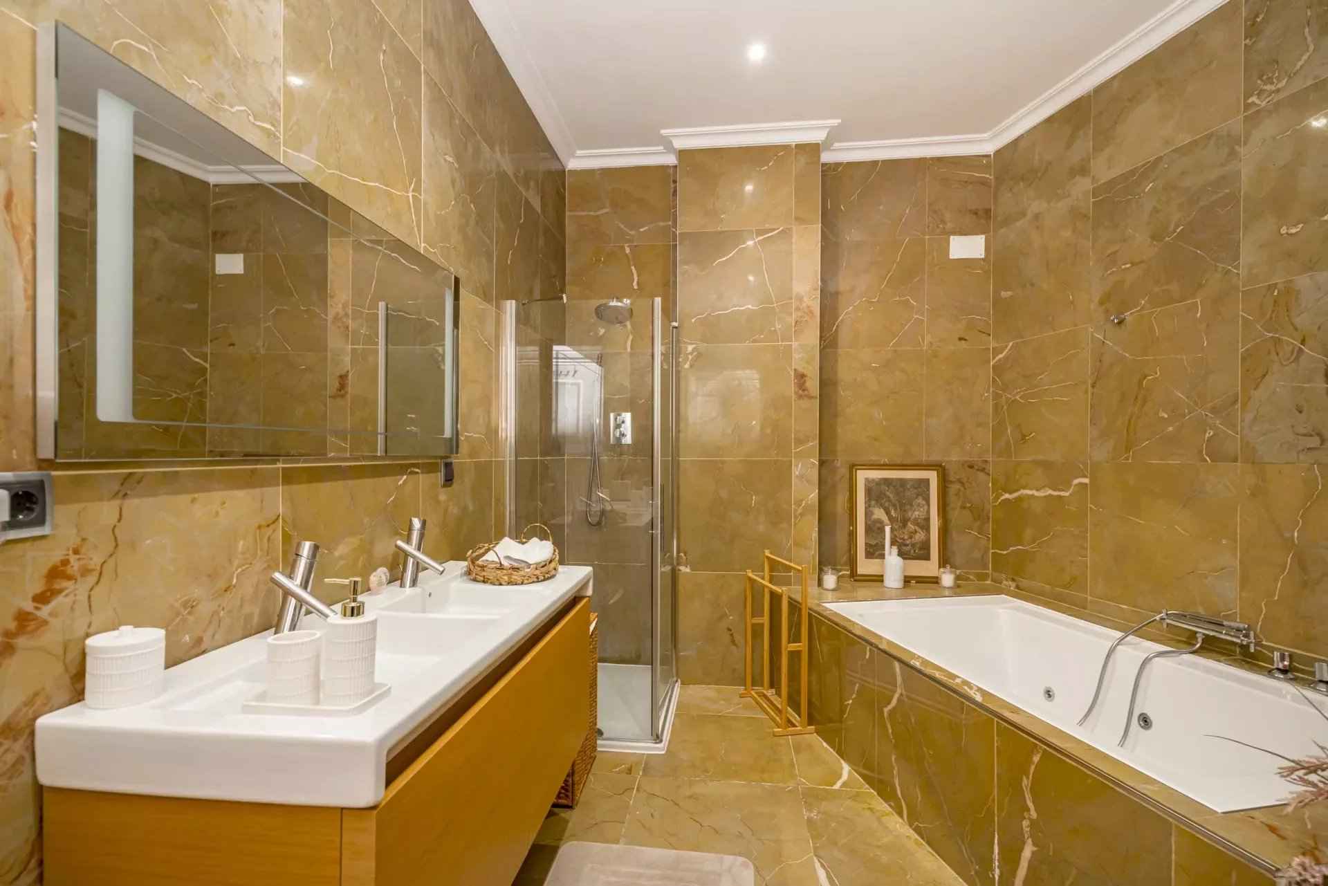 3a14e62a9eb6a108f1551343a266d732 f6e25536cb 1920 original - Attribut alt par défaut.