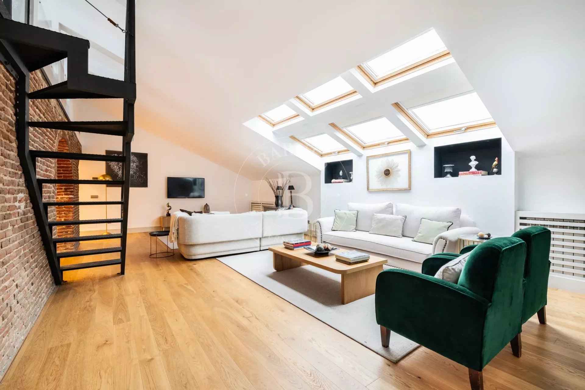 0a466936b34b4c114f6f14911902f0be ec99c00f83 1920 original - Attribut alt par défaut.