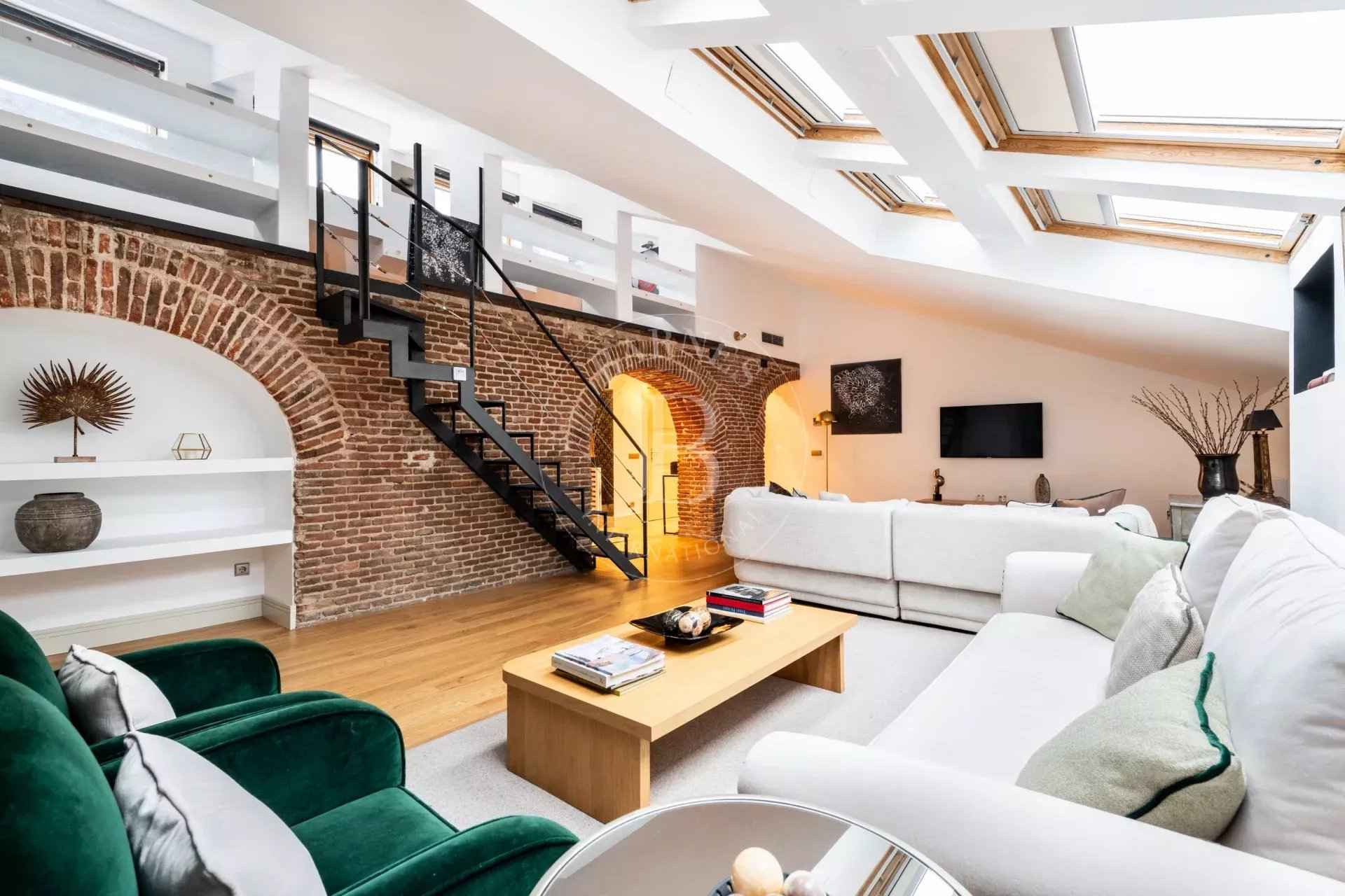 F324ebc831023d94c27fbb01a7a9973f 1bcfe35427 1920 original - Attribut alt par défaut.