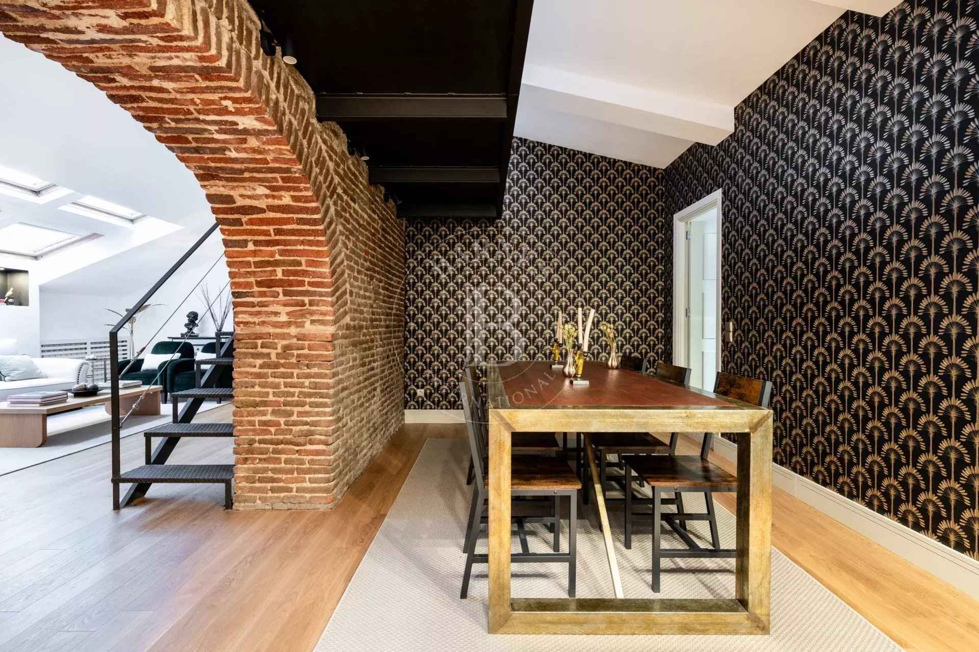 5ad3f4f03ffc07c30933dcd85cf49ef5 41e0c9aa94 1920 original - Attribut alt par défaut.