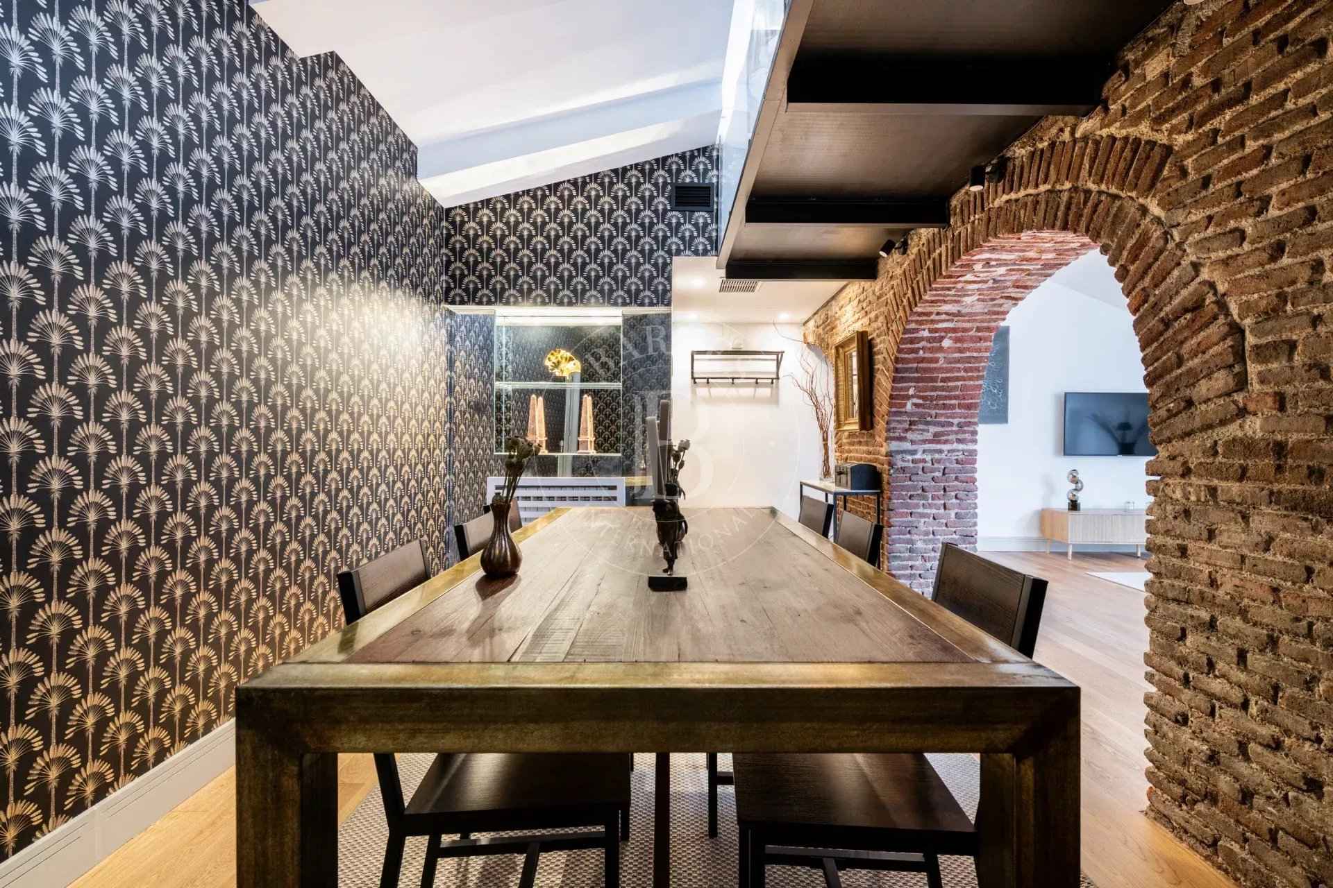 F0d9e6729043d23339f0aa78f2051fec ebd09b964b 1920 original - Attribut alt par défaut.