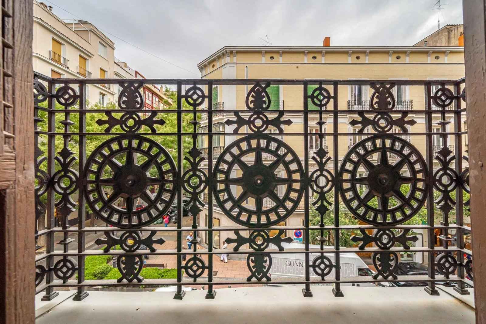 C985b7cc42de431ed8b8f7b6f9a1fdab ce9a454bb4 1600 original - Attribut alt par défaut.