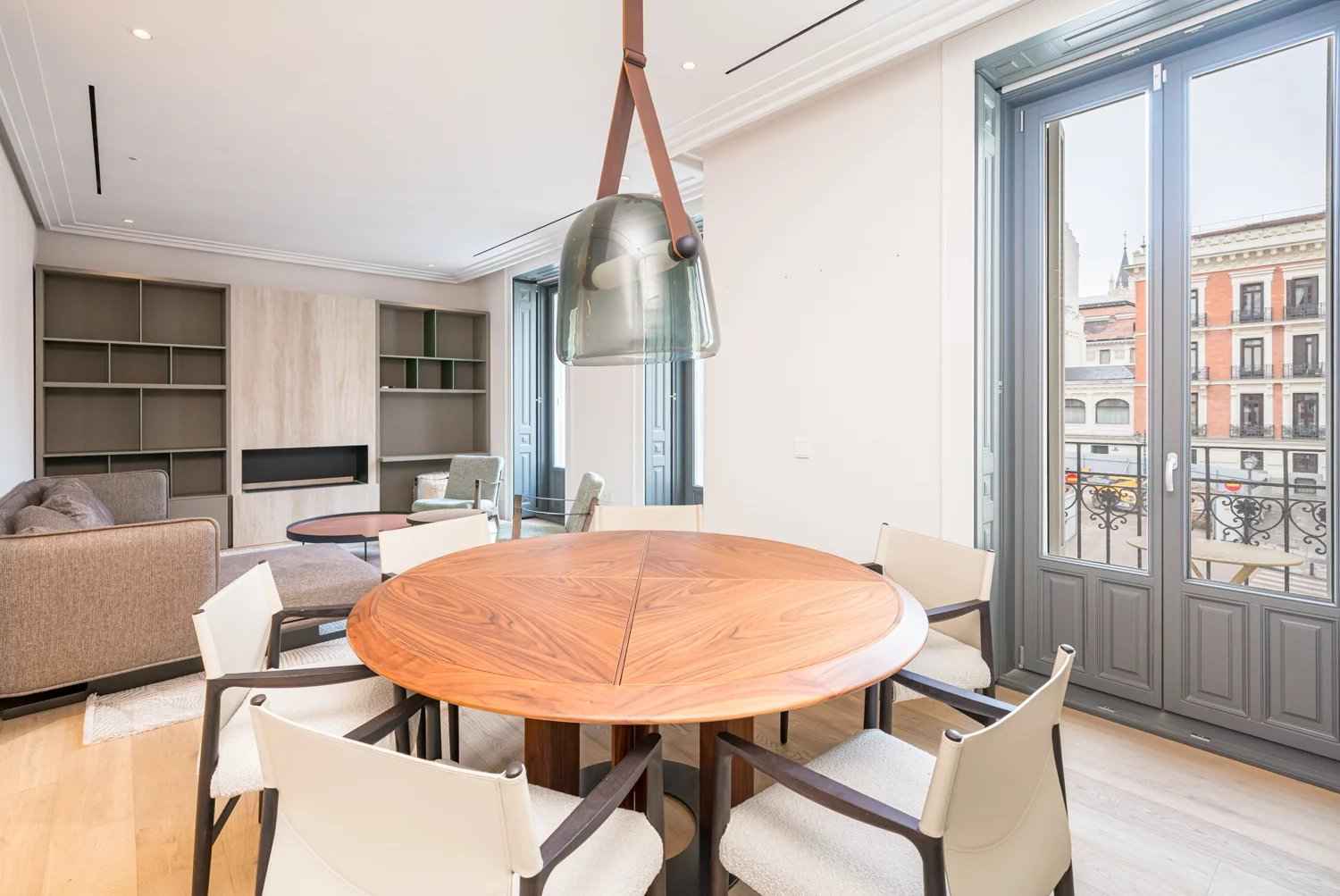 84ebf2a71adfe0fff8bfad8546bbc39b d0275ee1e6 1500 original - Attribut alt par défaut.