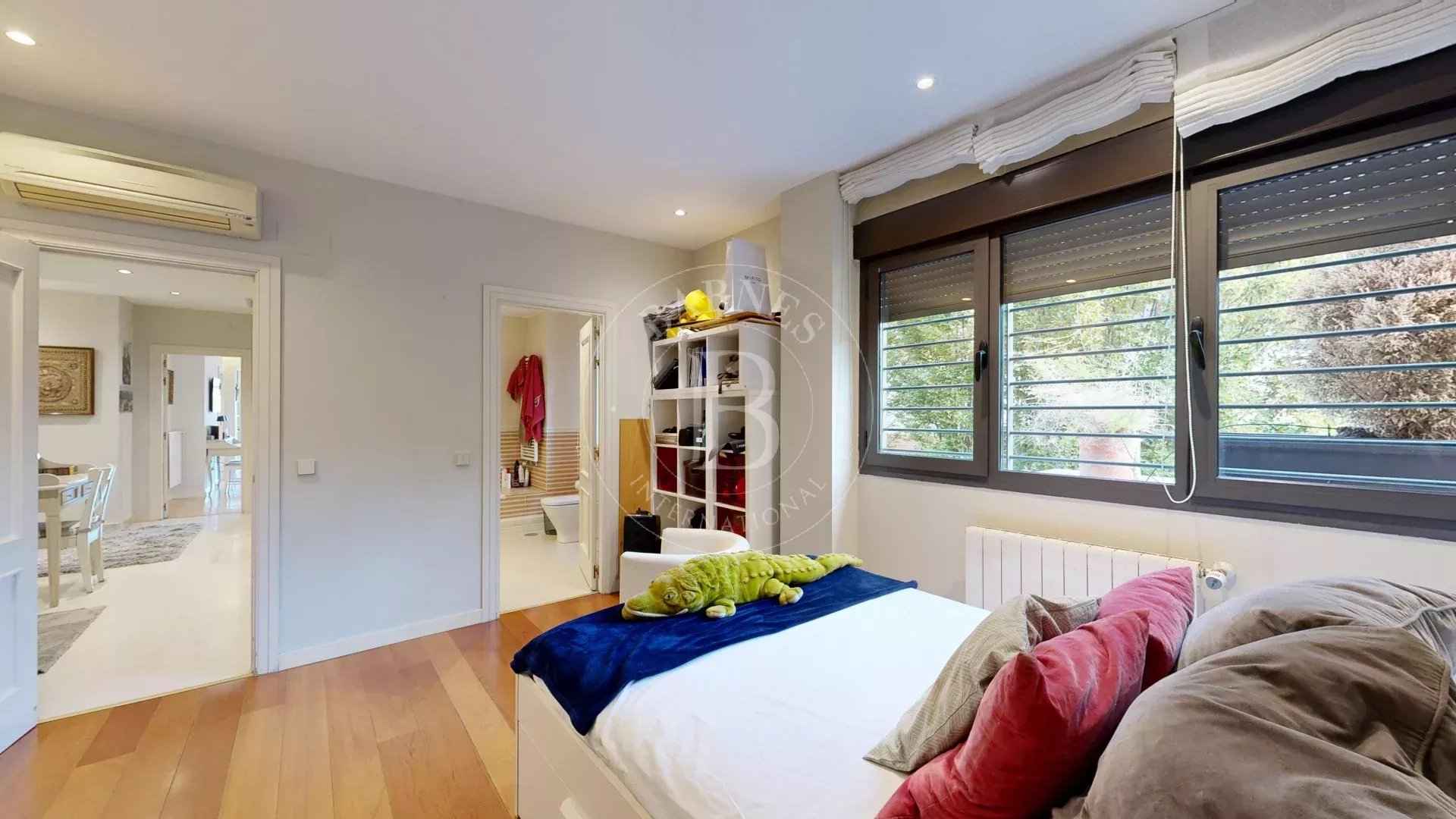 Ed8017a3692a4e65a899cb811b0e2064 c14d901a14 1920 original - Attribut alt par défaut.