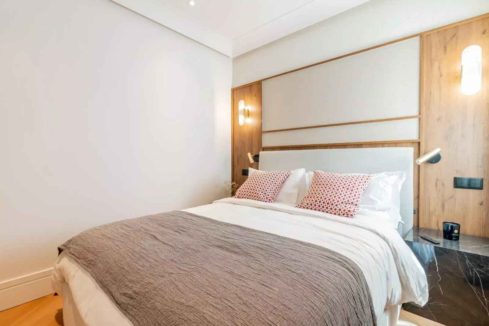 09b599dc1d7ae5d90483c34cf93fe35f 232f297094 1600 original - Attribut alt par défaut.