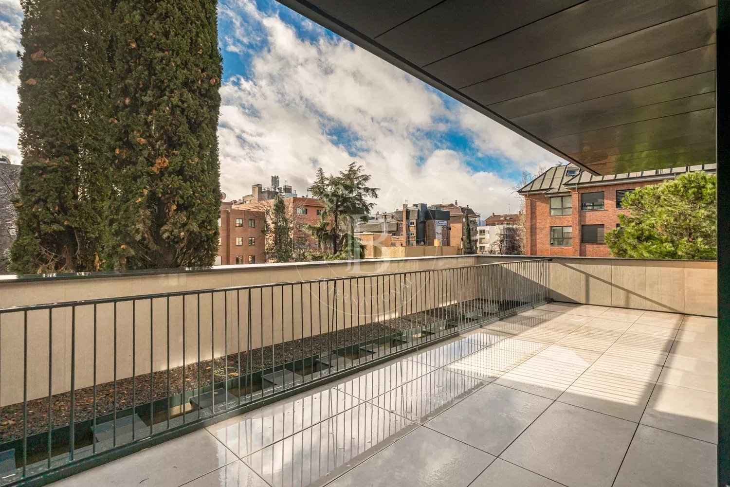 D48b37703866a8fb09c13ea8e0e7fe52 a69e78e90e 1500 original - Attribut alt par défaut.