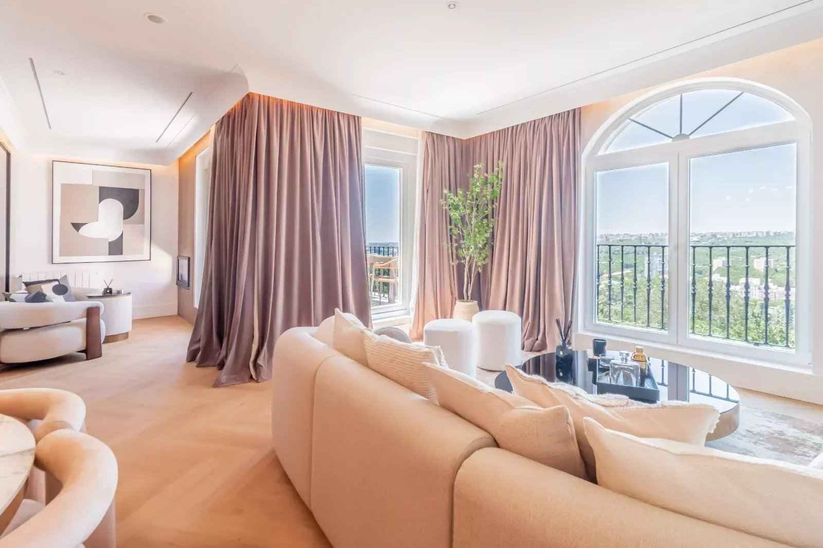 74d940cf494f9c4065437e03b07dcf0c b09546a332 1600 original - Attribut alt par défaut.