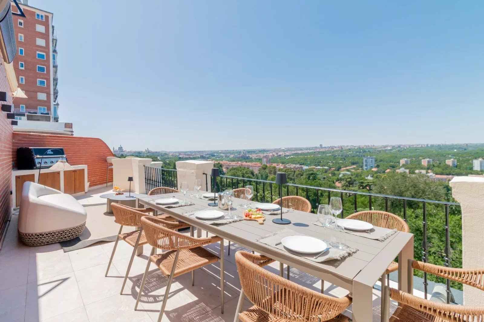 A8ce454f94ddb34c226e20796ee07ea4 722076c951 1600 original - Attribut alt par défaut.