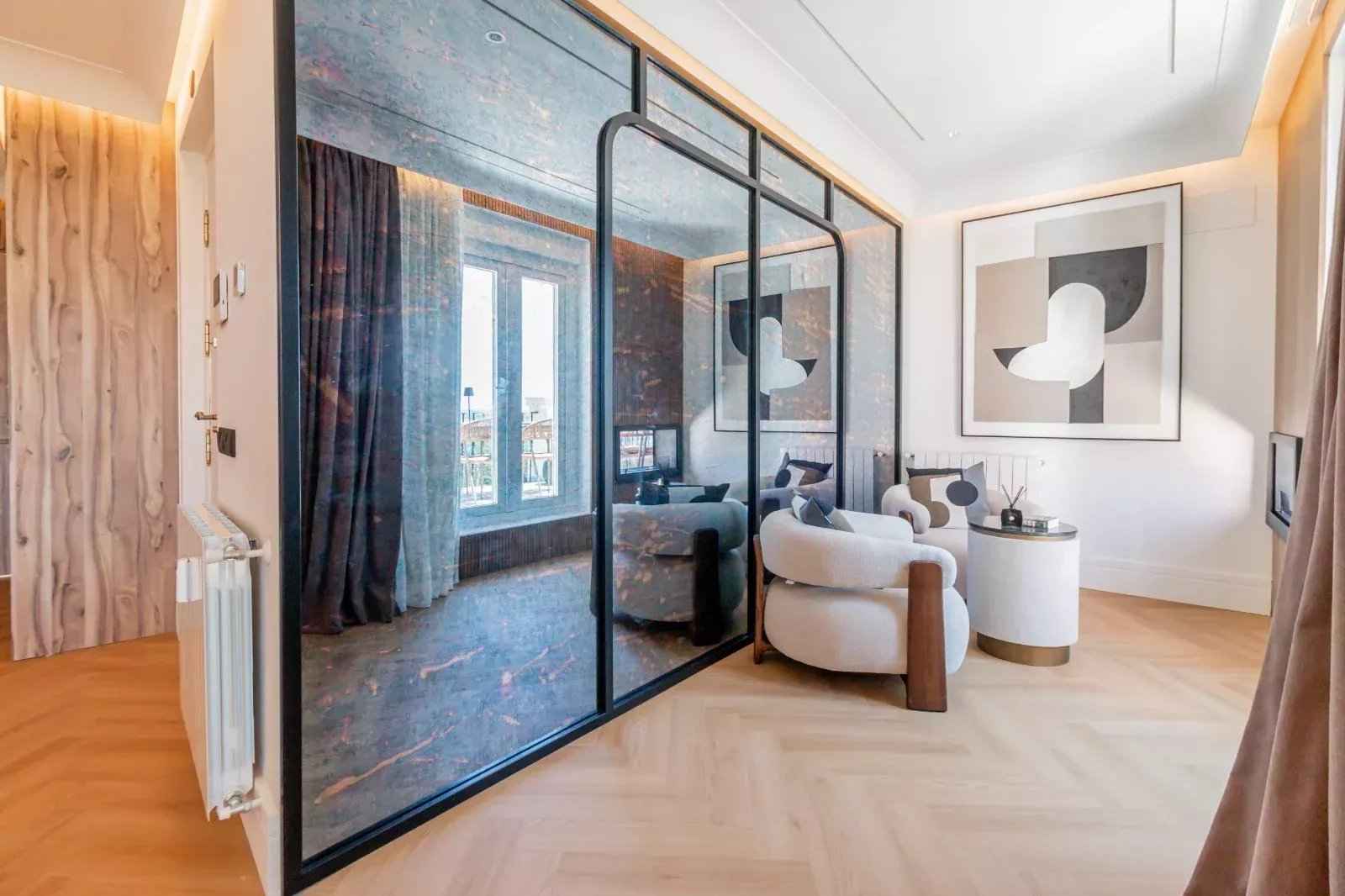 4e0939f939ca1540c19e330f74af59c6 cd7493c593 1600 original - Attribut alt par défaut.