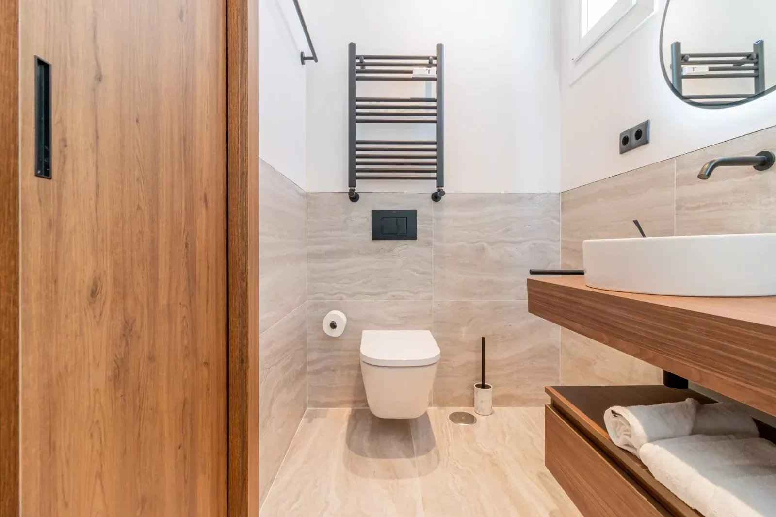 50ab9aad61319b7f23b3aaaa13c1c0b8 47f36d8849 1600 original - Attribut alt par défaut.