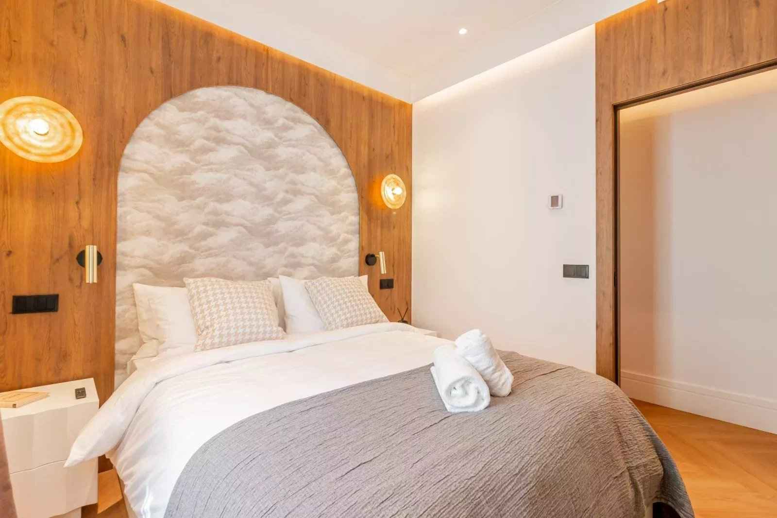 E012be350bd93b10dd9ed1d4e8ffd327 f63cda8d27 1600 original - Attribut alt par défaut.